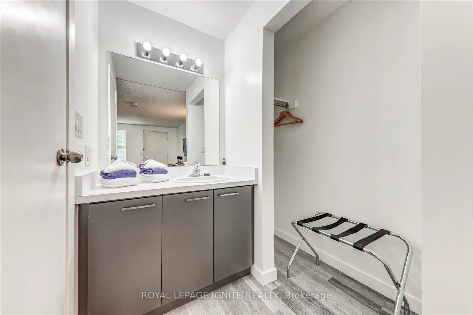 70 Port Darlington Road, #212
