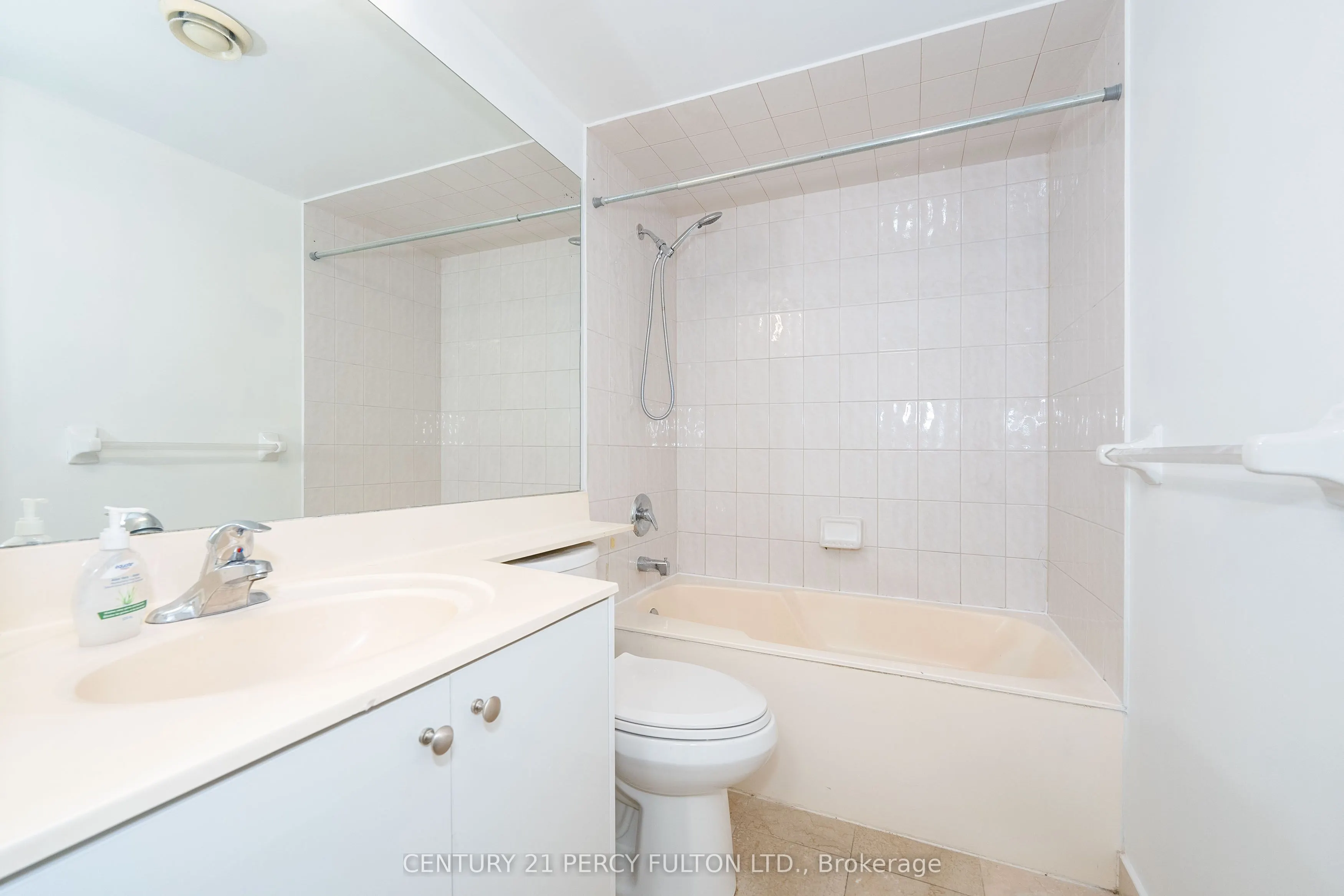 8 Lee Centre Drive, #1007