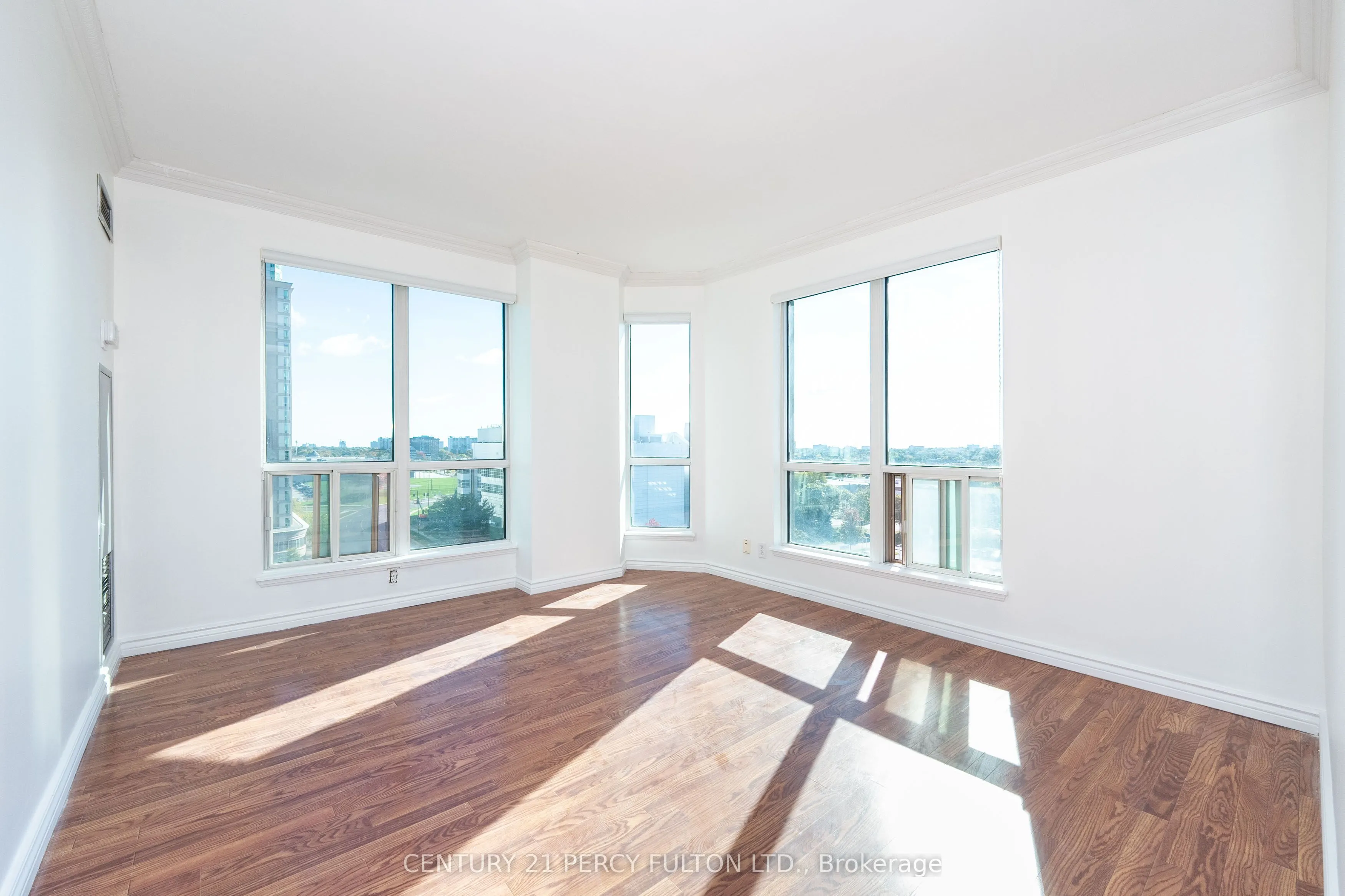 8 Lee Centre Drive, #1007