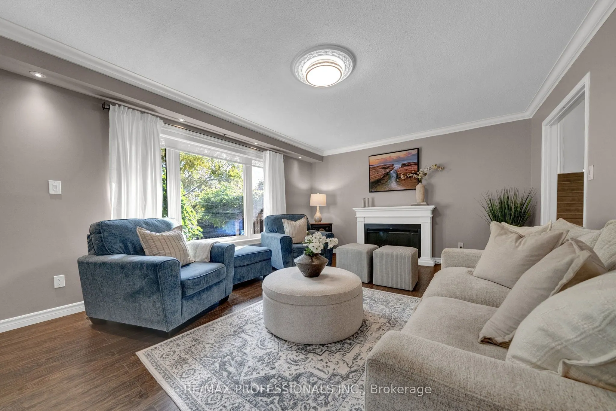 23 Sunicrest Boulevard