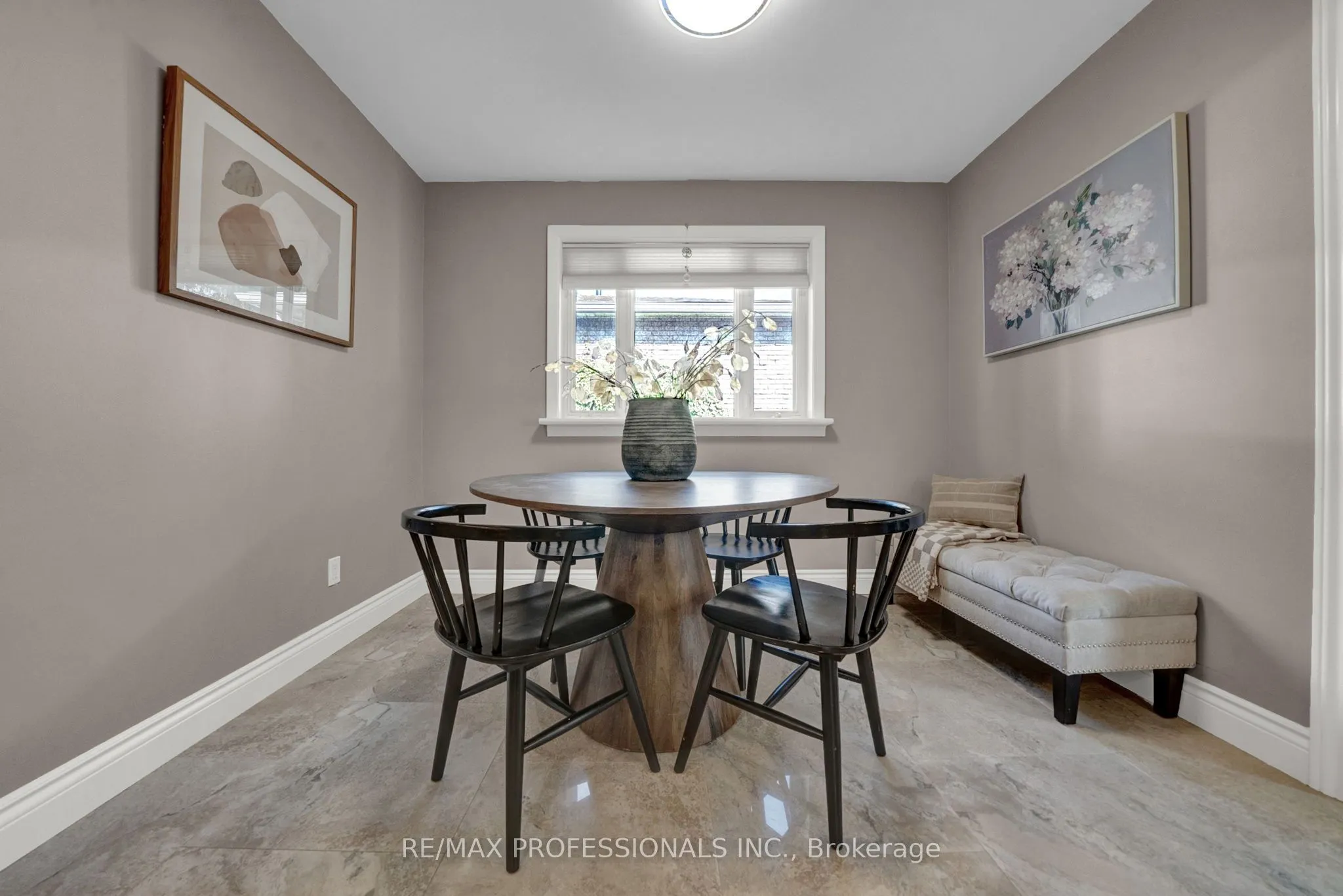 23 Sunicrest Boulevard