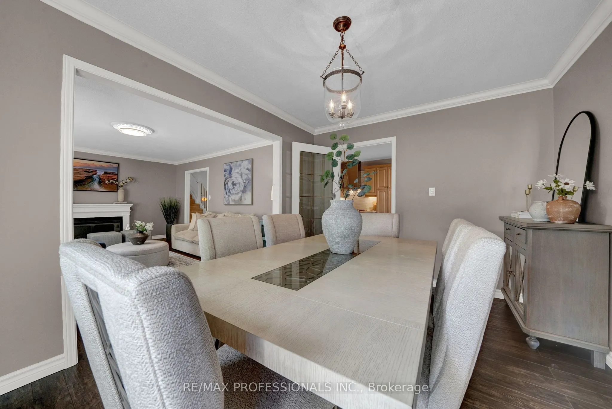 23 Sunicrest Boulevard