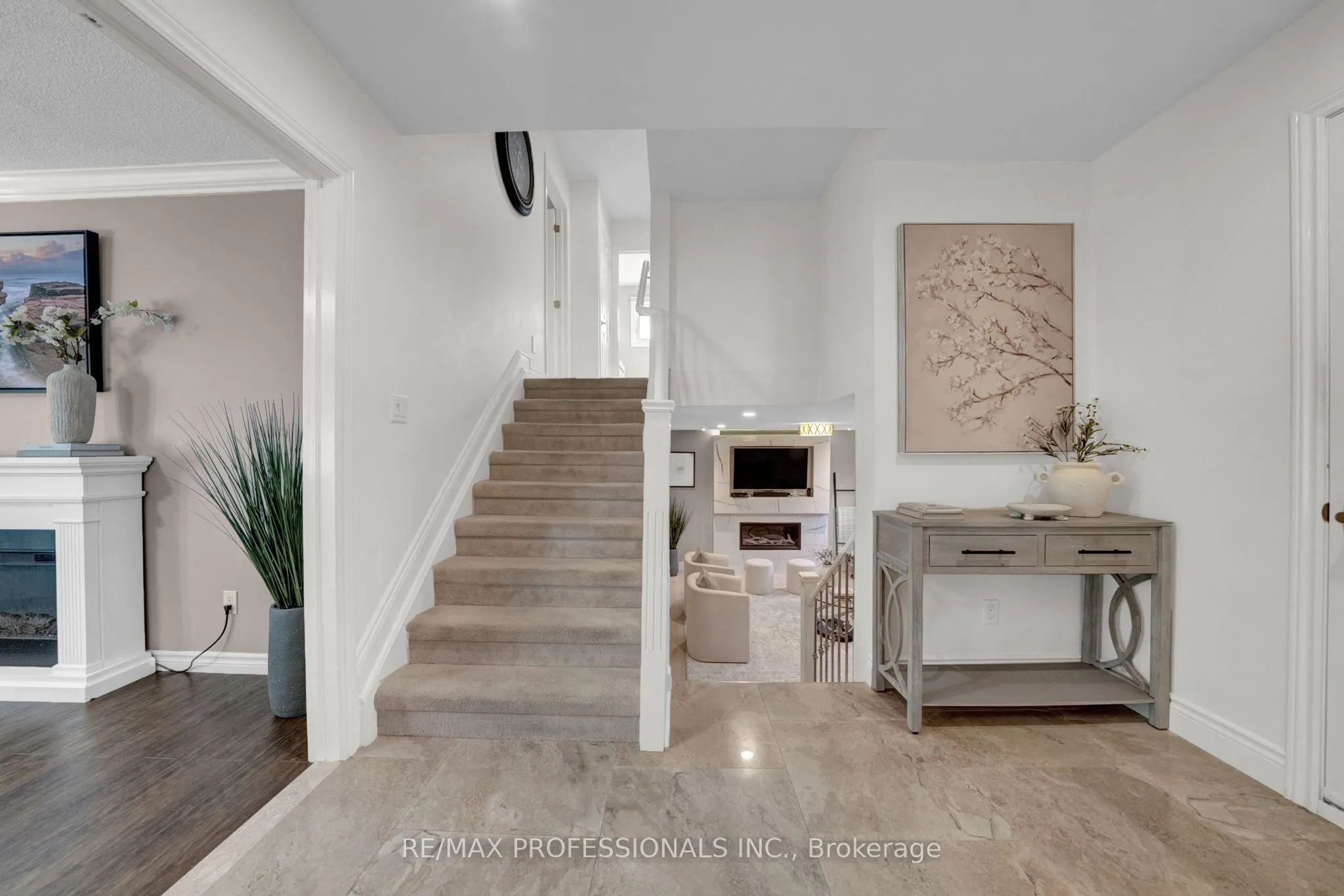 23 Sunicrest Boulevard