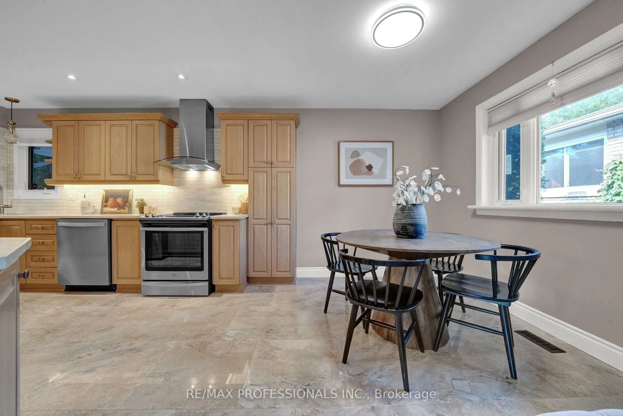 23 Sunicrest Boulevard