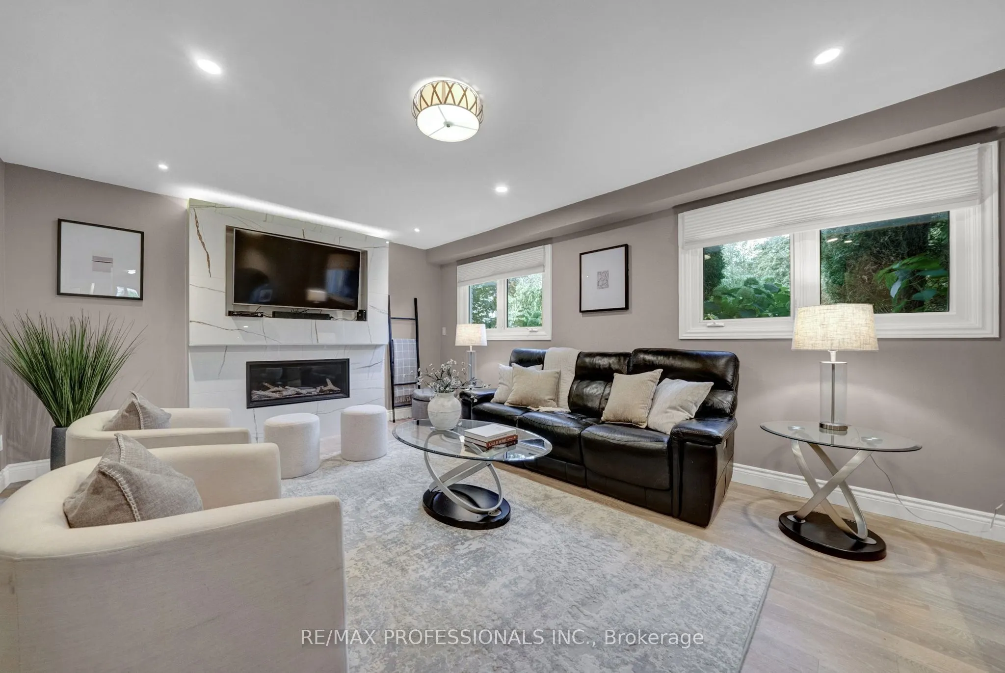 23 Sunicrest Boulevard
