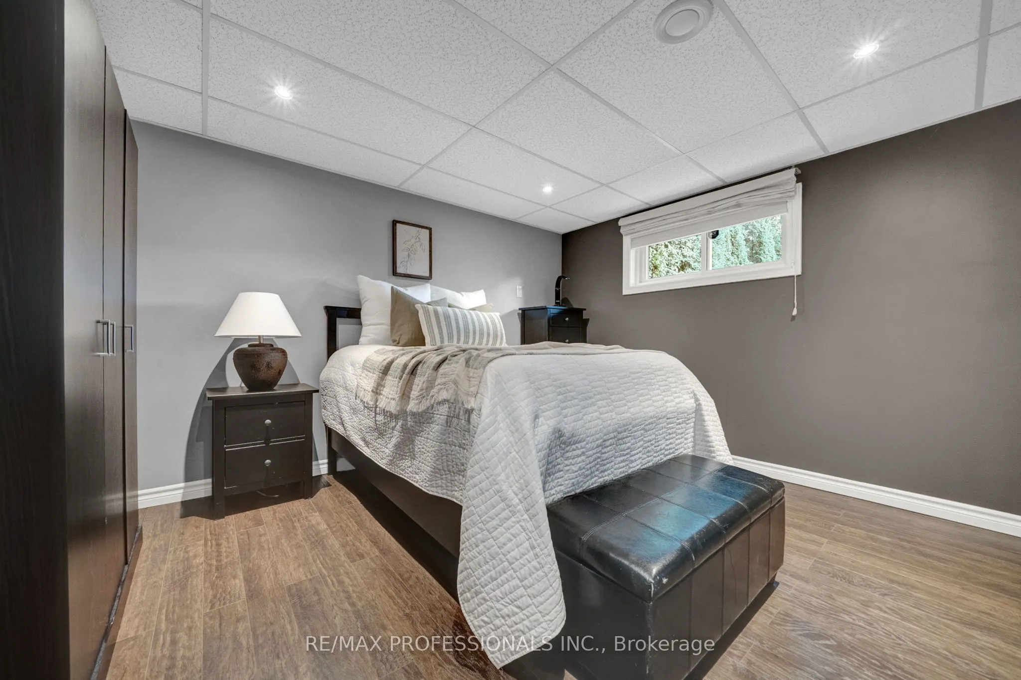 23 Sunicrest Boulevard