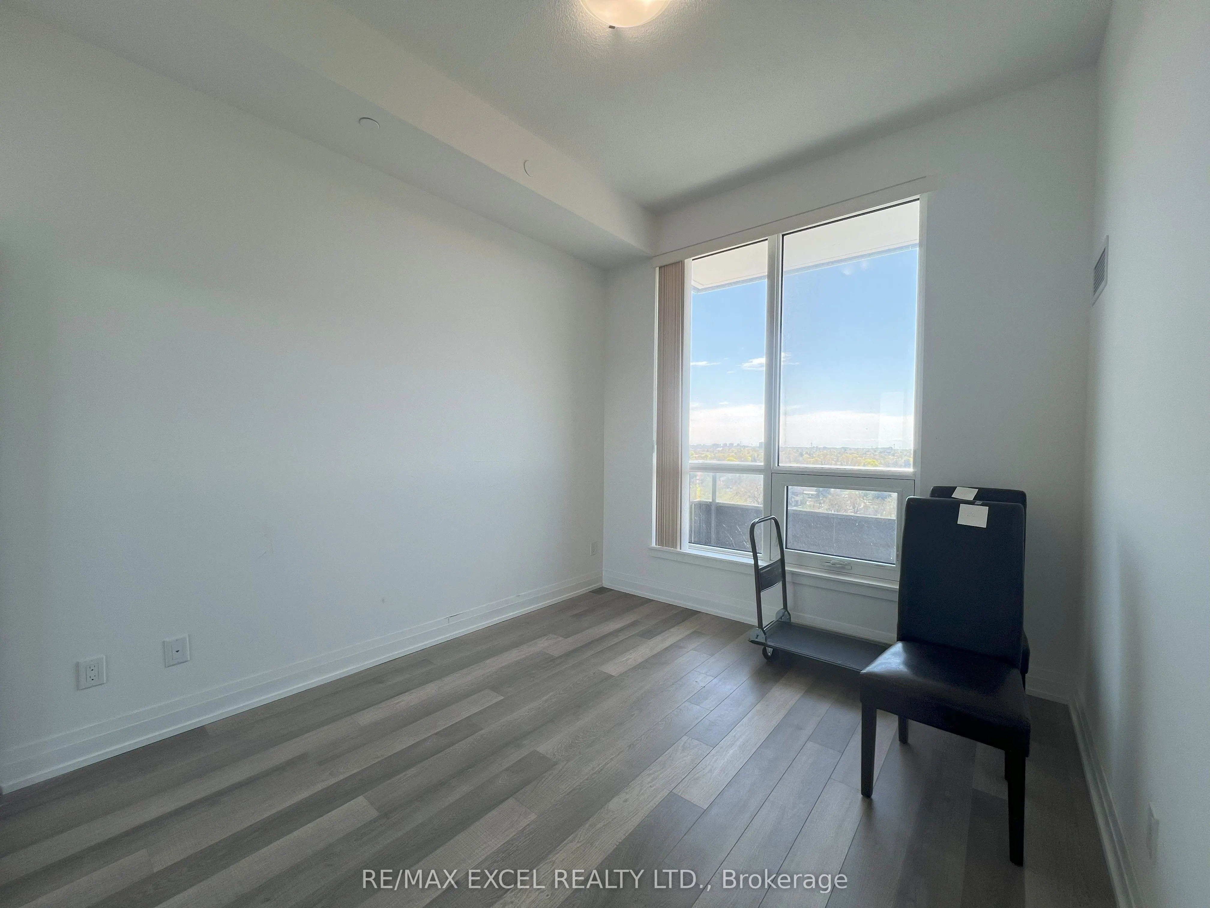 3121 Sheppard Avenue, #903