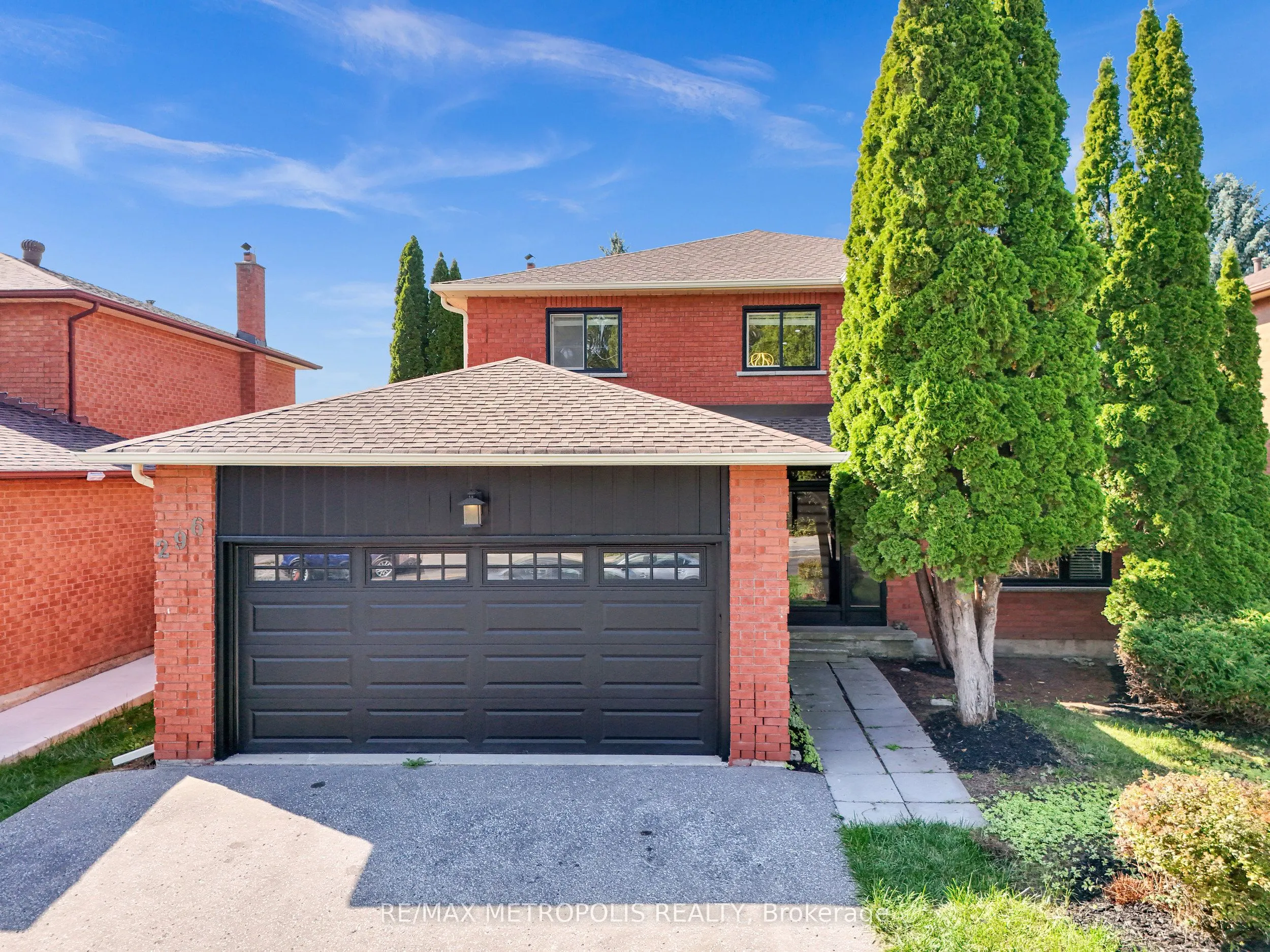 296 Thornton Road N