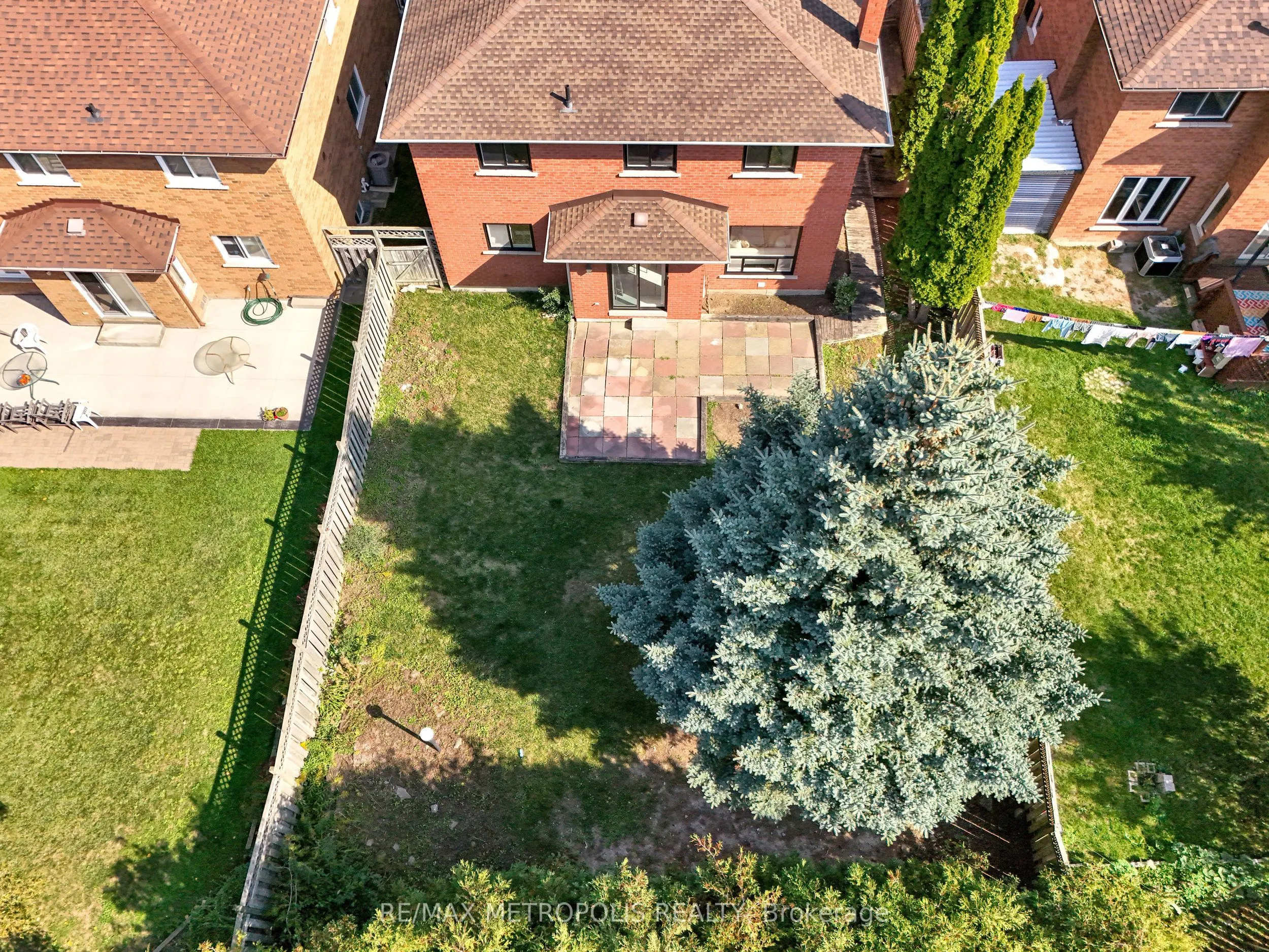 296 Thornton Road N