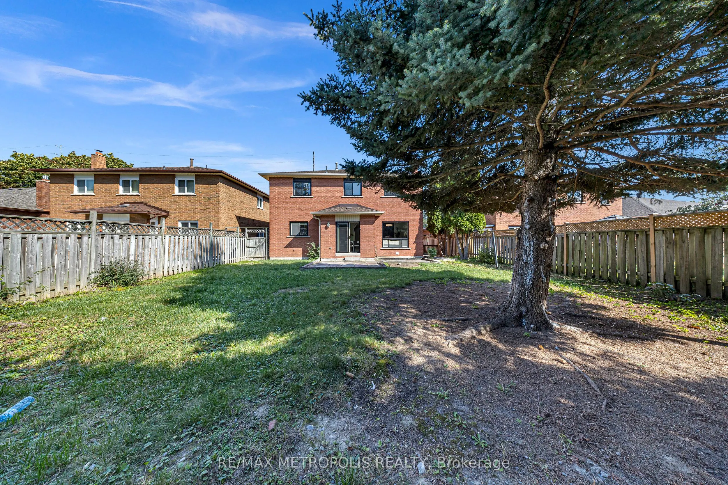 296 Thornton Road N