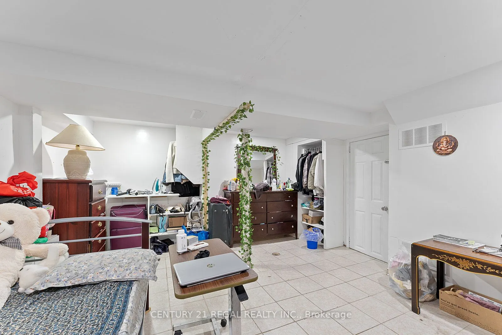 106 FLORA Drive