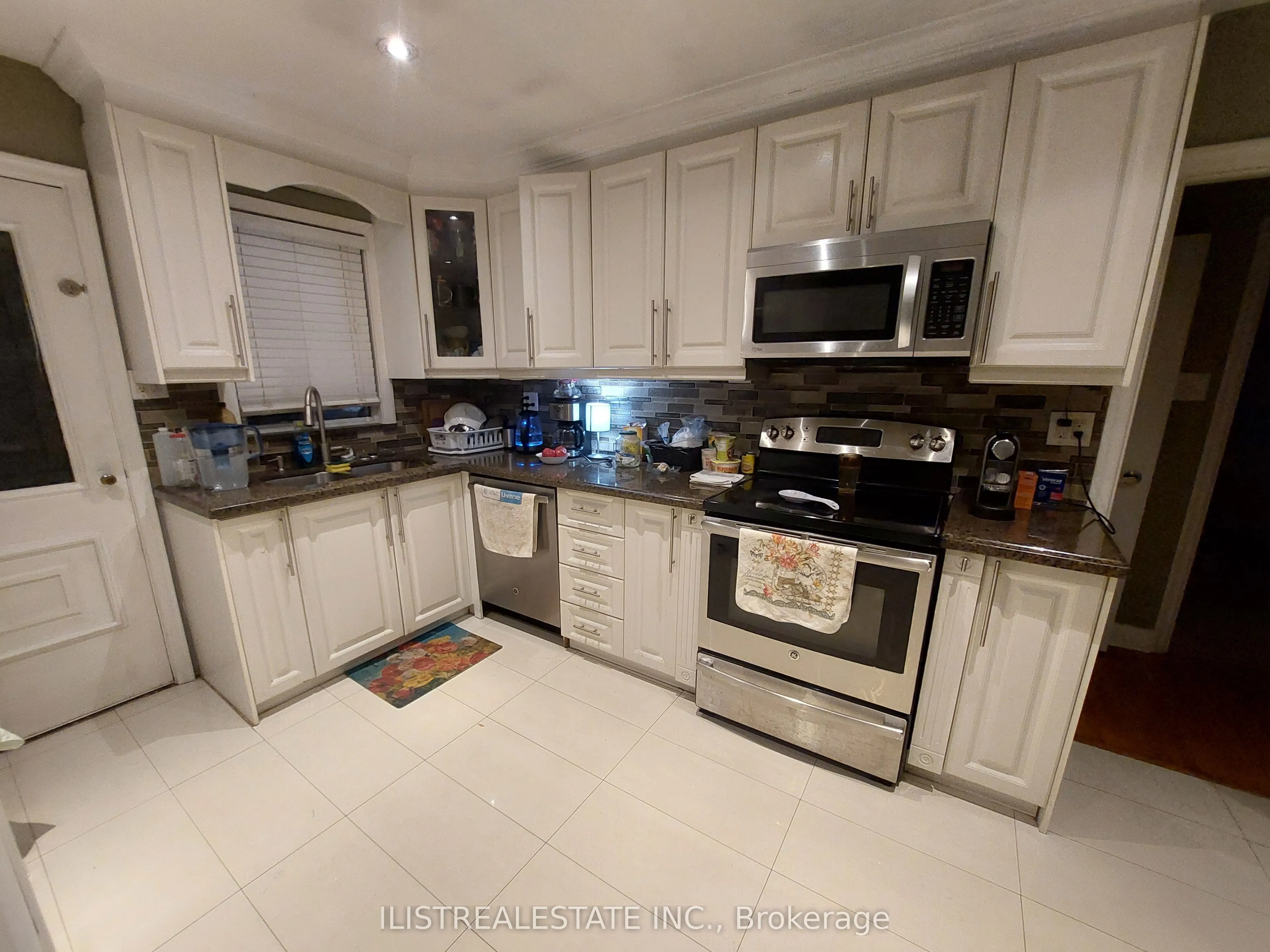 48 Lozoway Drive, #Main and Upper