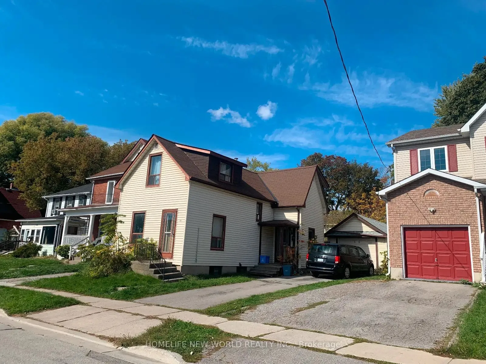 50 Brock Street E