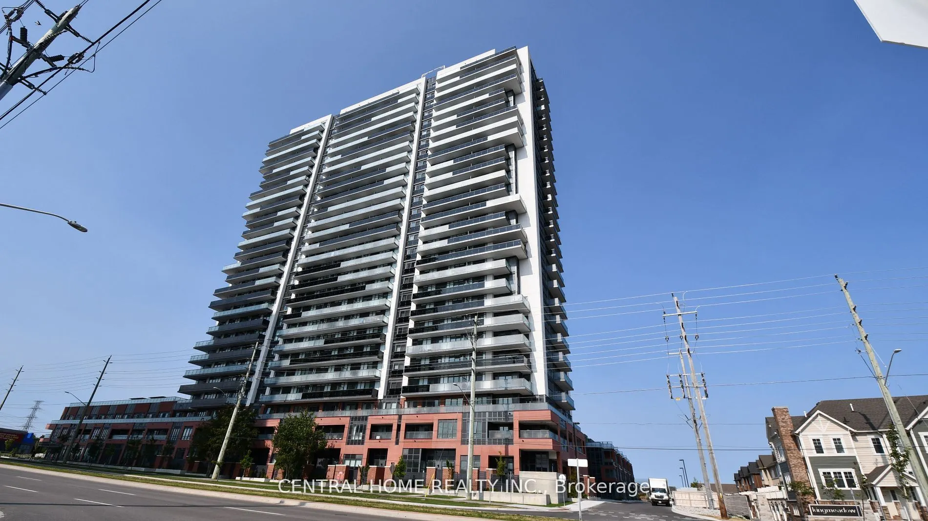 2545 Simcoe Street N, #231