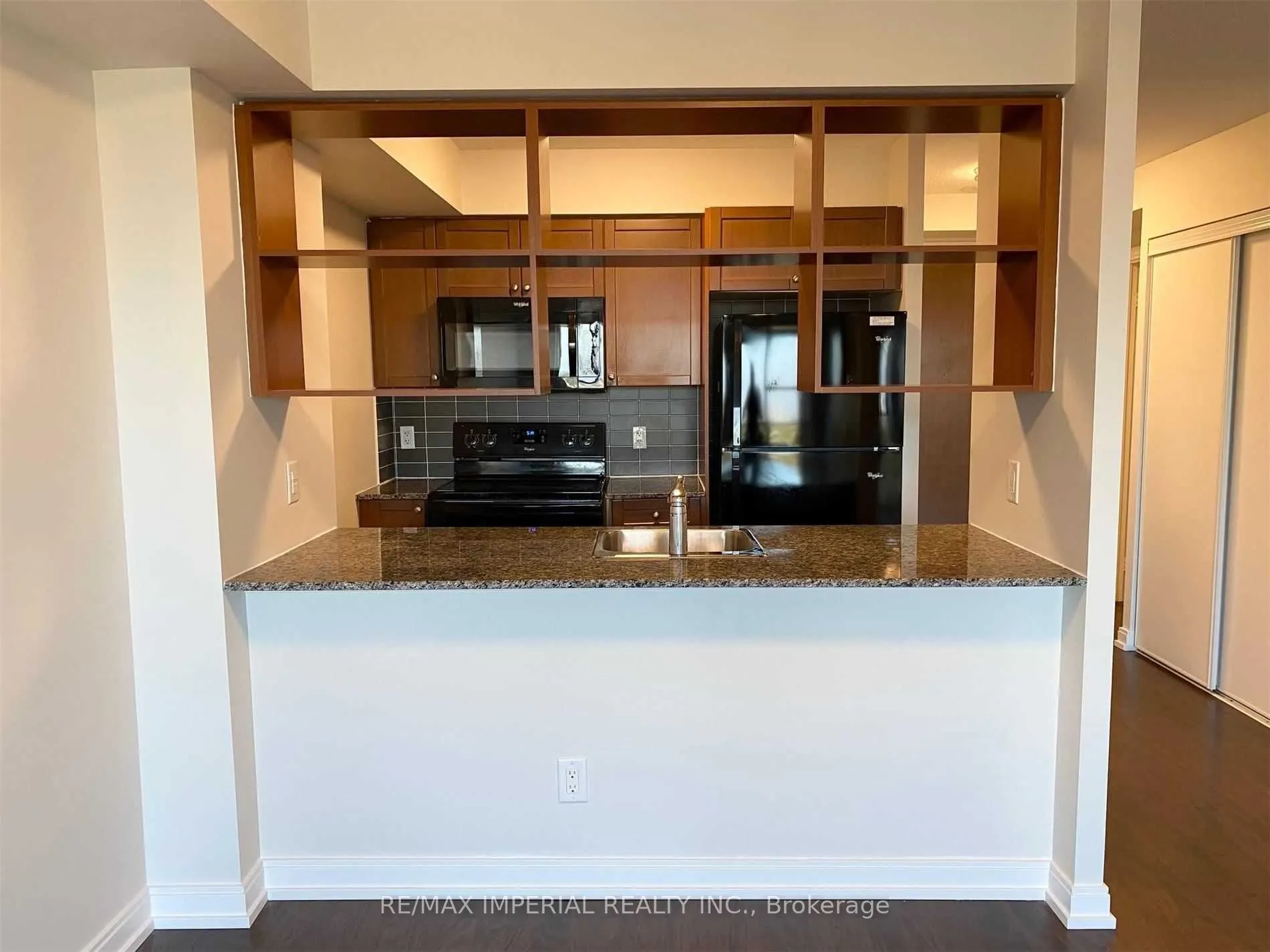 151 Village Green Square, #2609