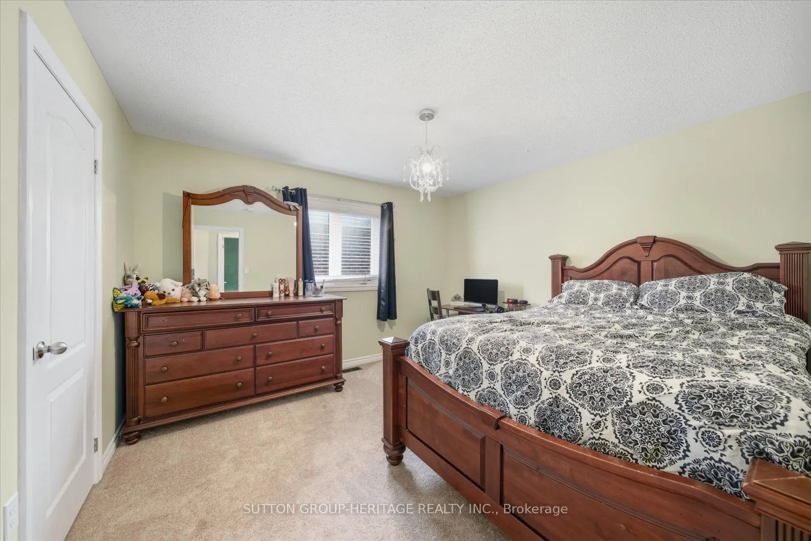 88 Roy Nichols Drive