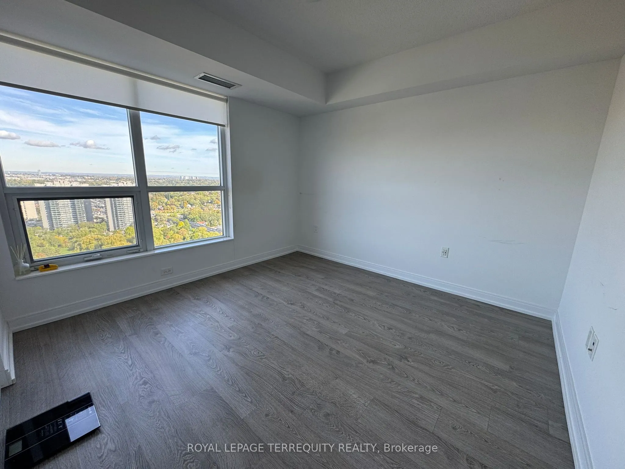 275 Village Green Square, #2620