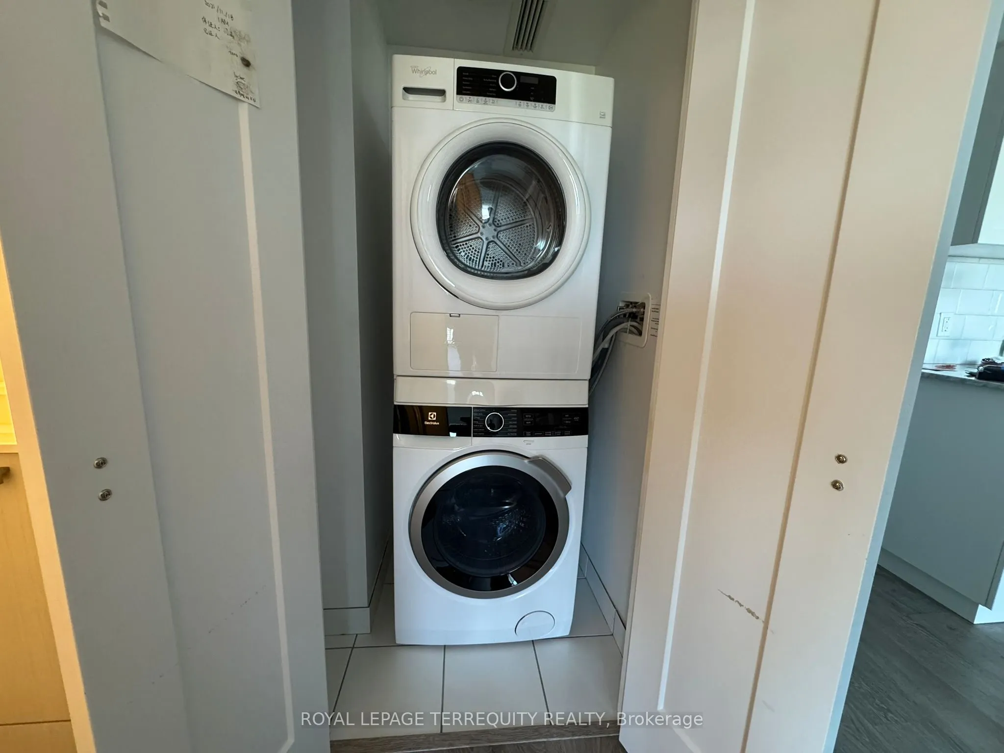 275 Village Green Square, #2620
