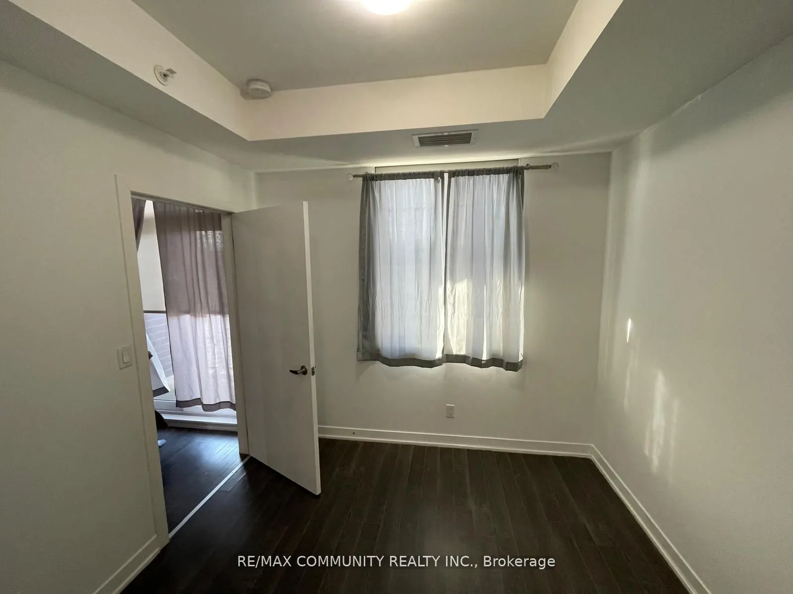 3560 St Clair Avenue E, #216