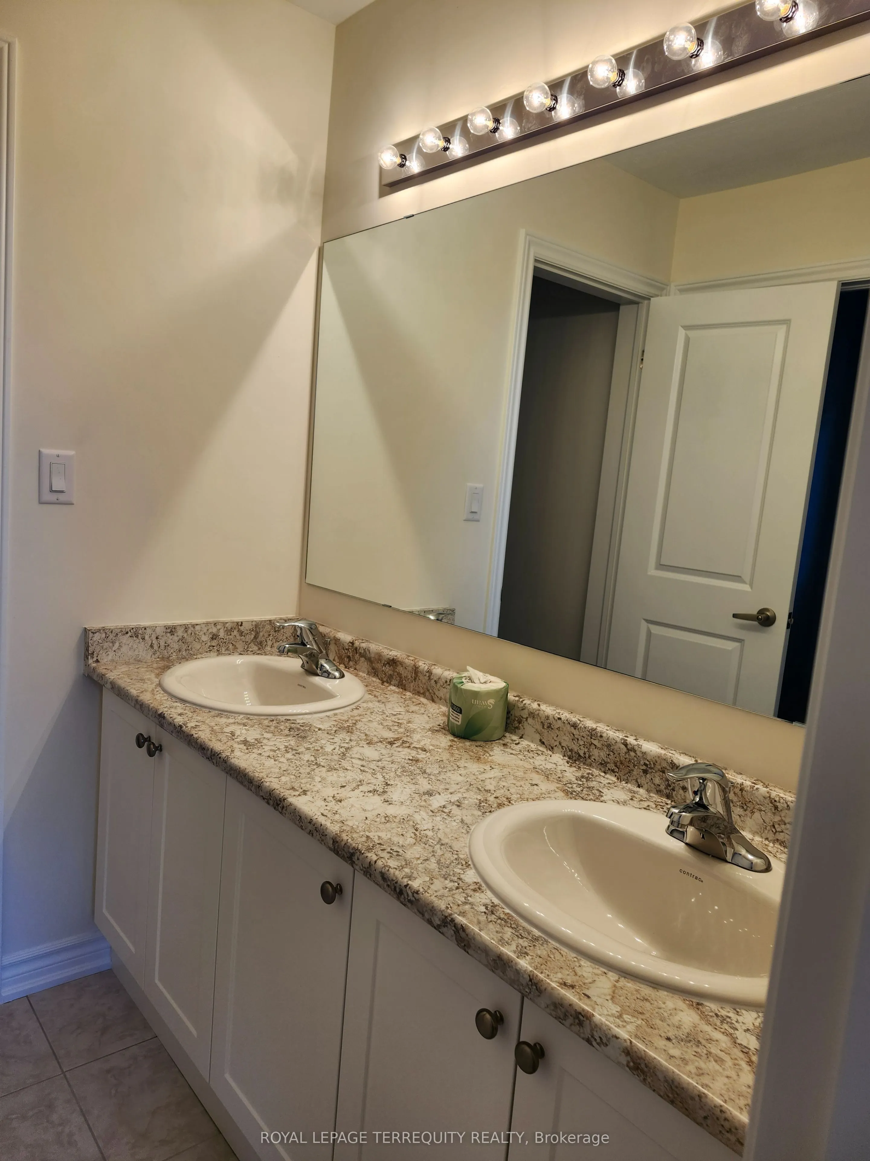 1128 Skyridge Boulevard