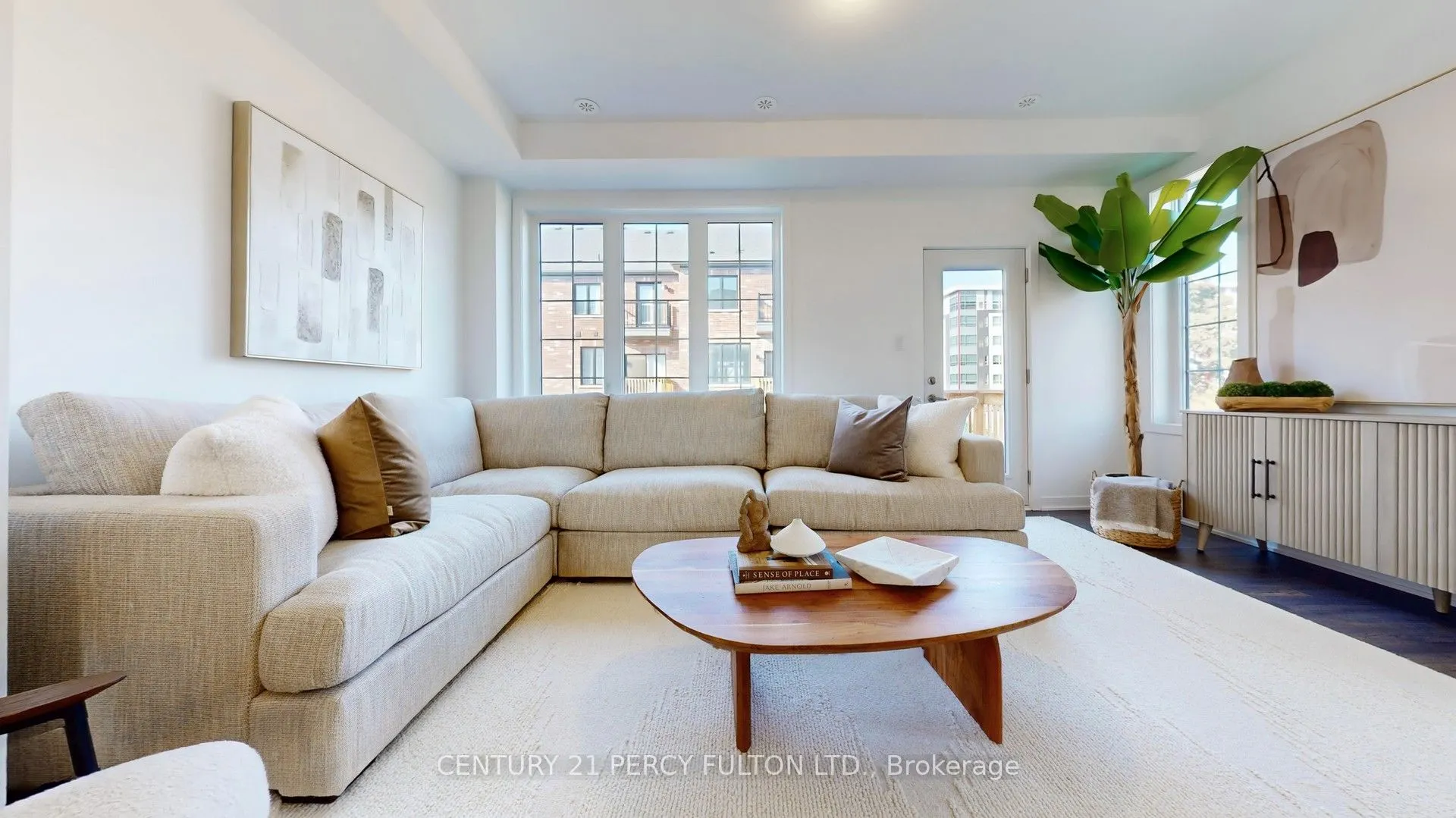 31 Selfridge Way