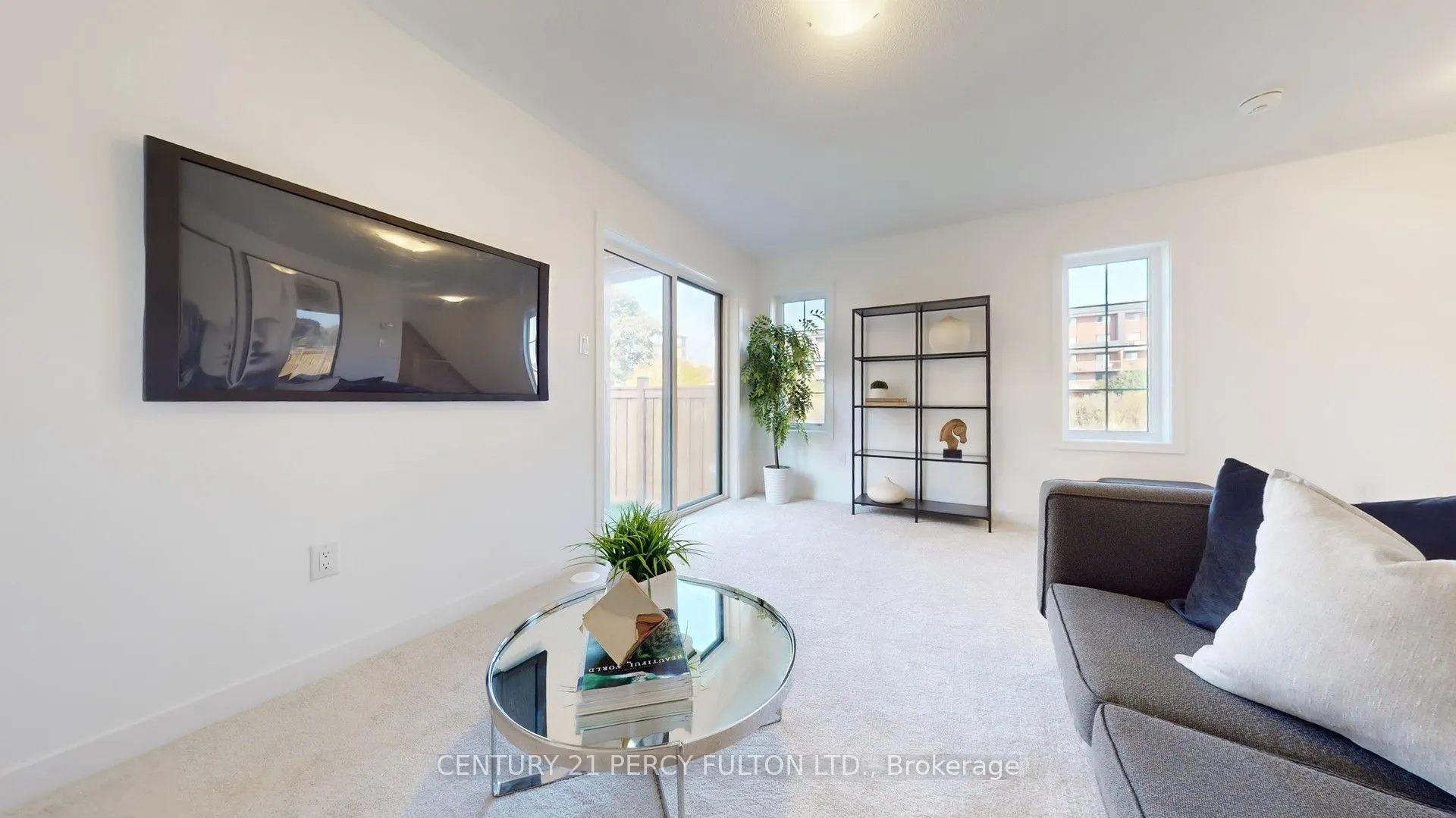 31 Selfridge Way