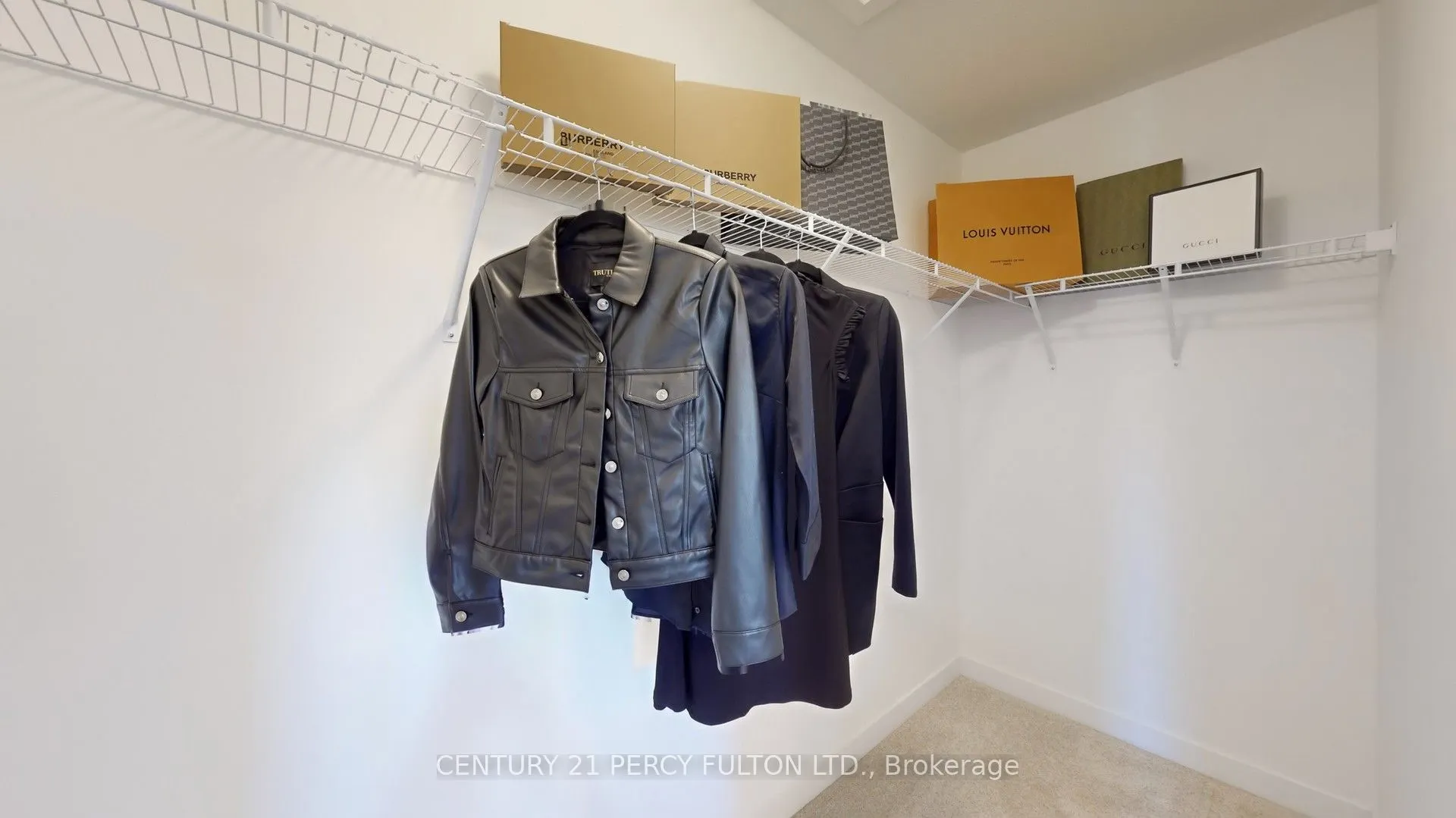 31 Selfridge Way