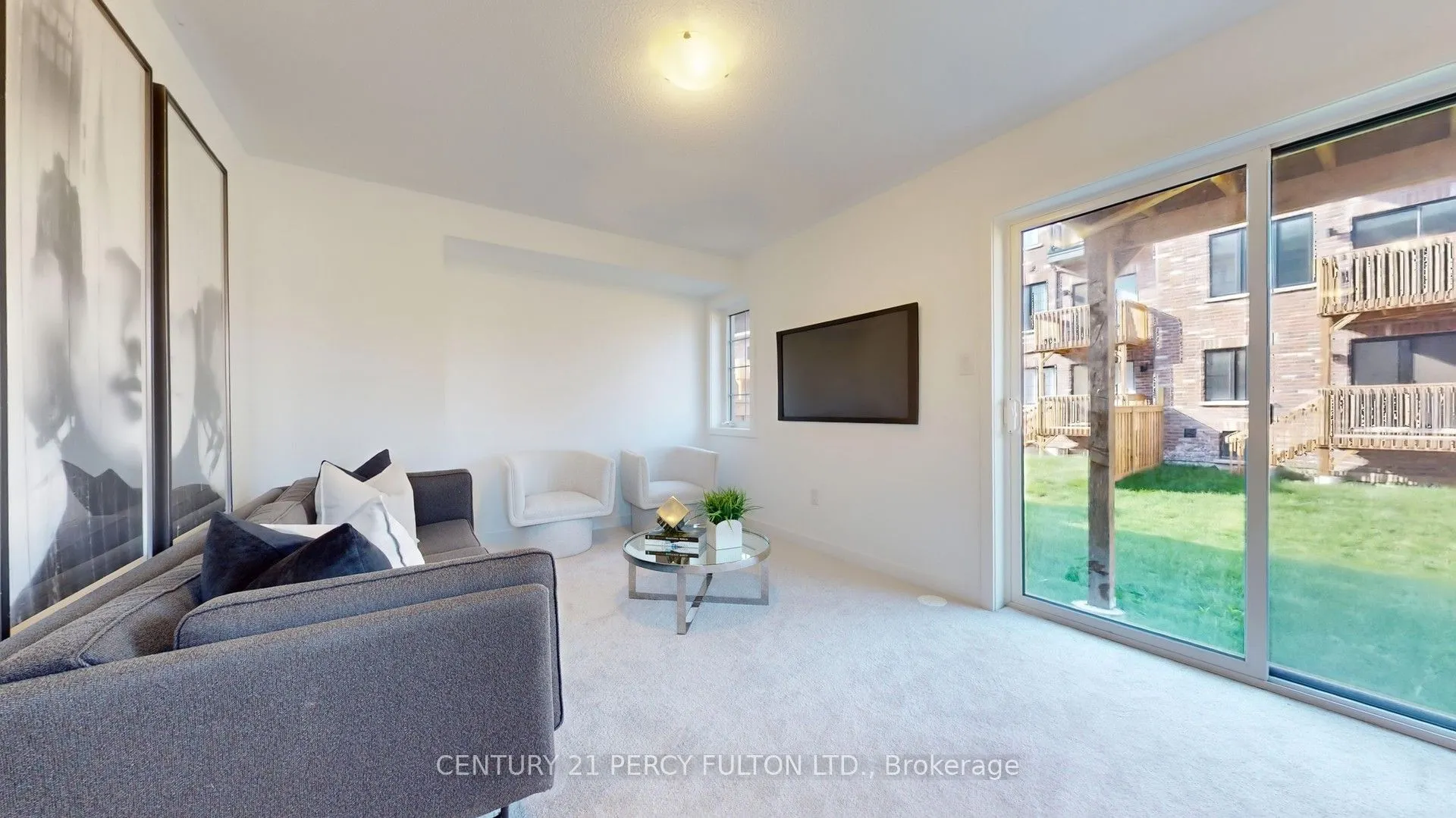 31 Selfridge Way