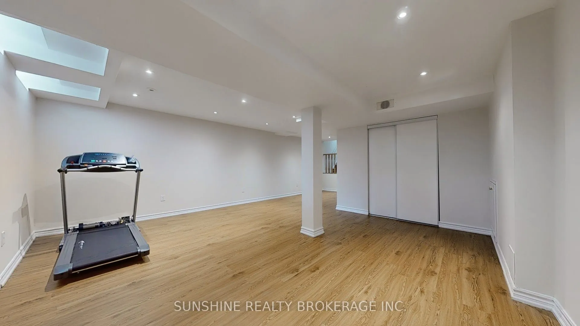 54 Wyper Square