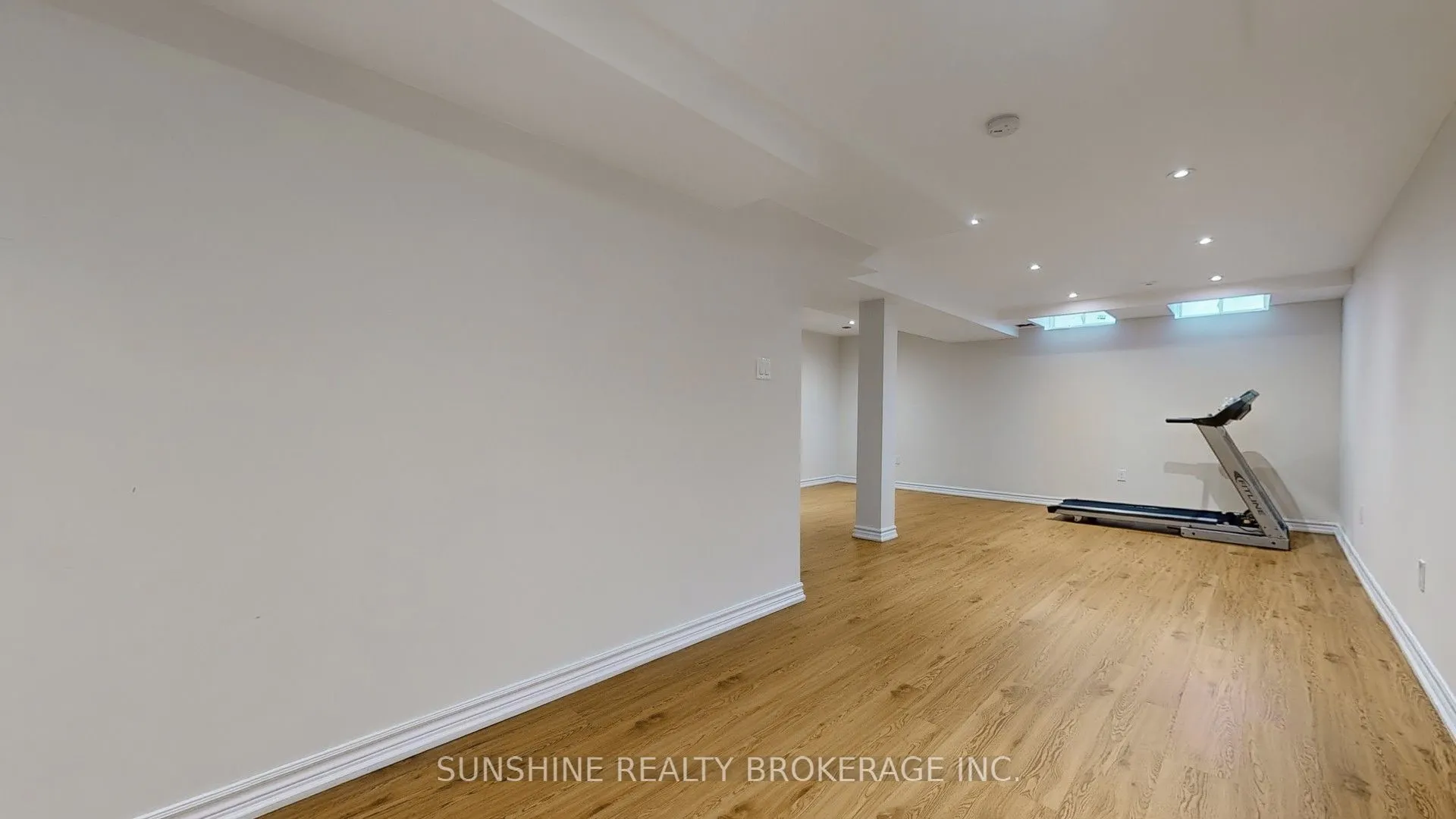 54 Wyper Square