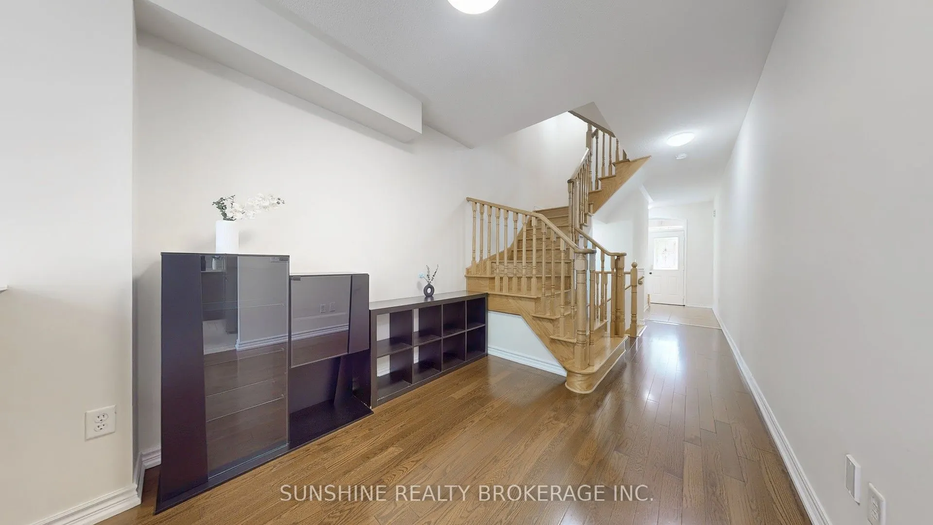 54 Wyper Square