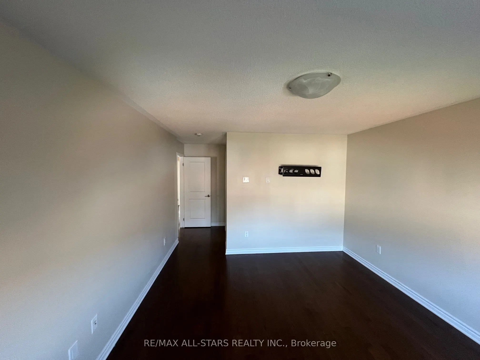 12 Westfield Drive