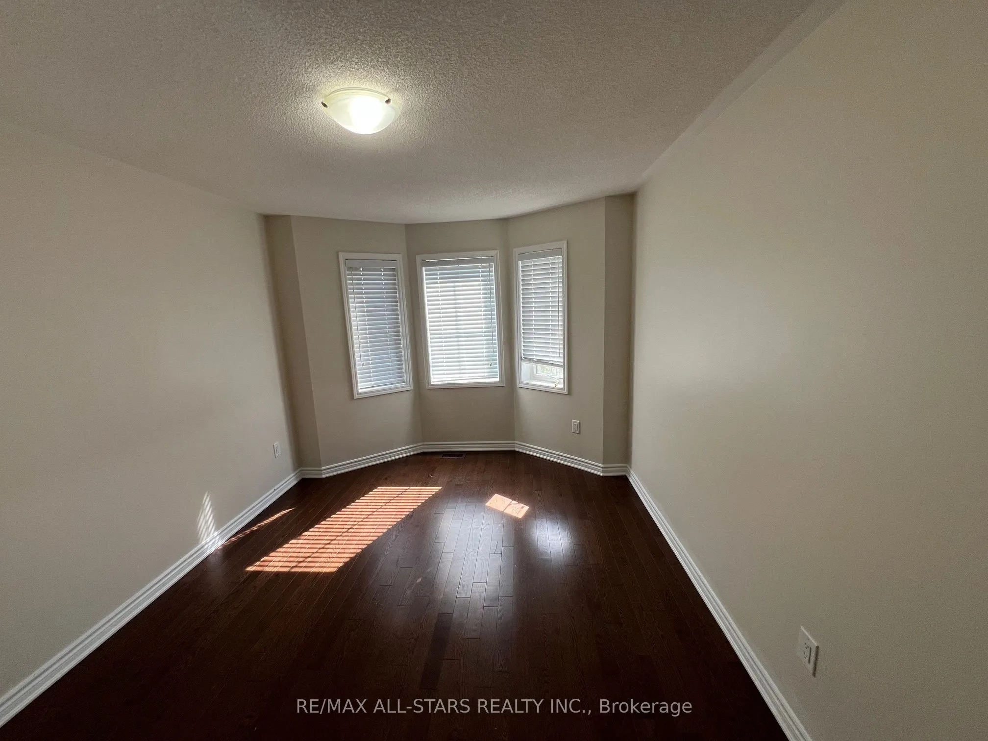 12 Westfield Drive