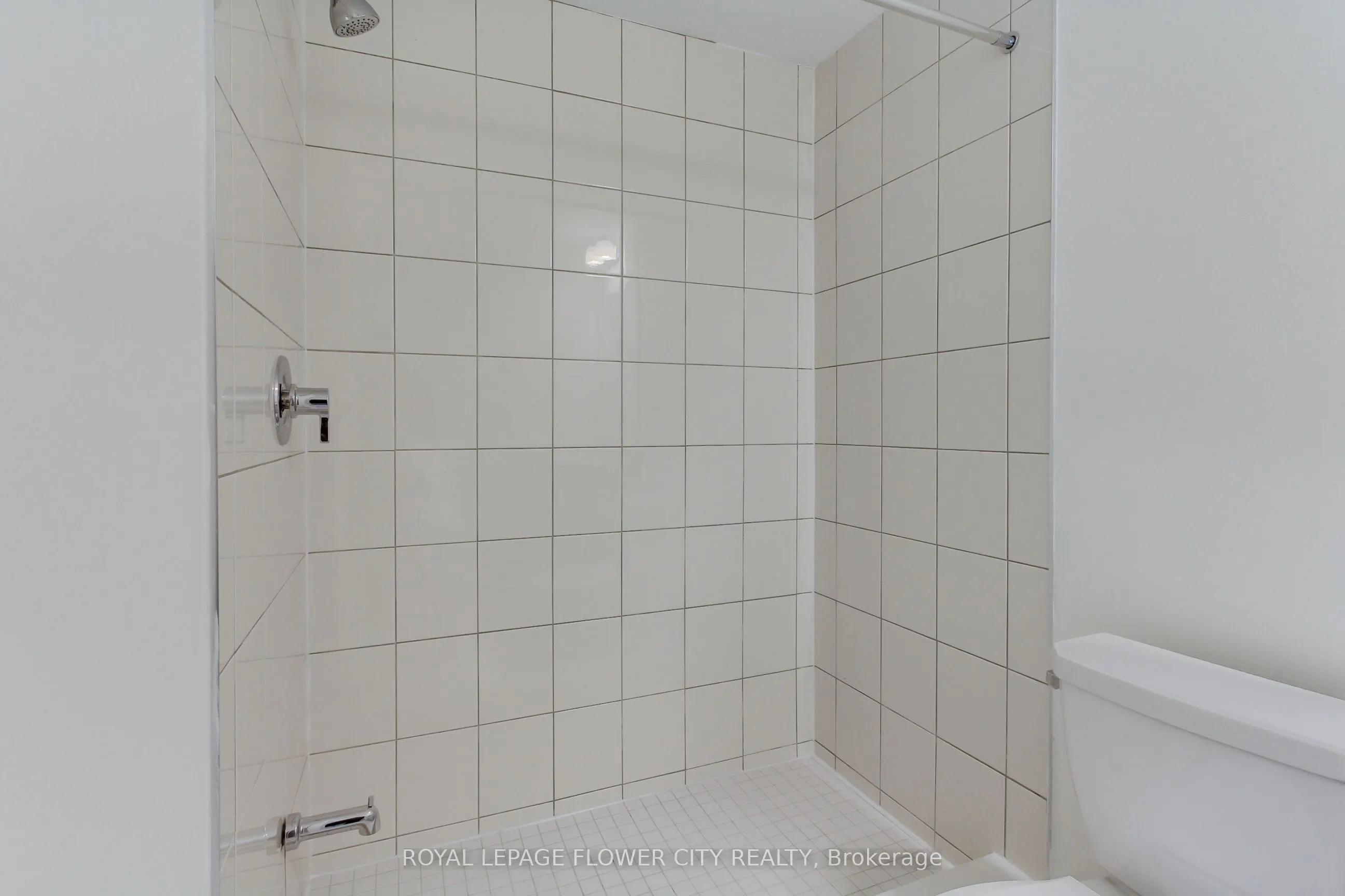 245 Mclevin Avenue, #14