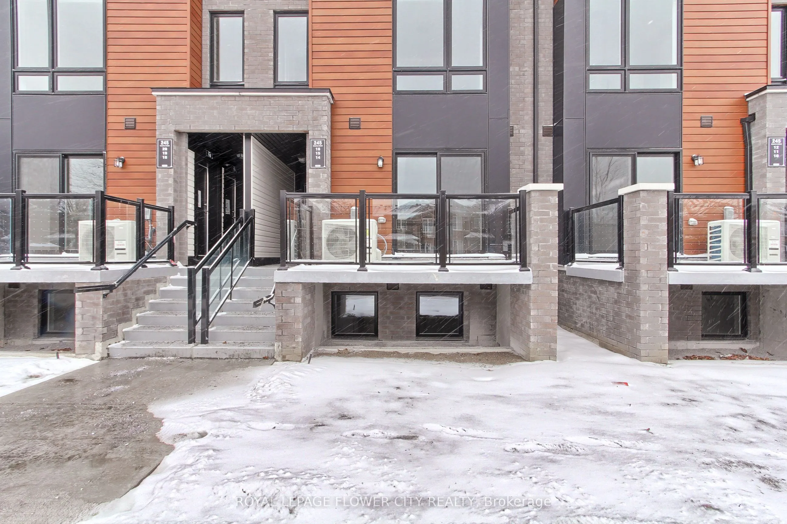 245 Mclevin Avenue, #14