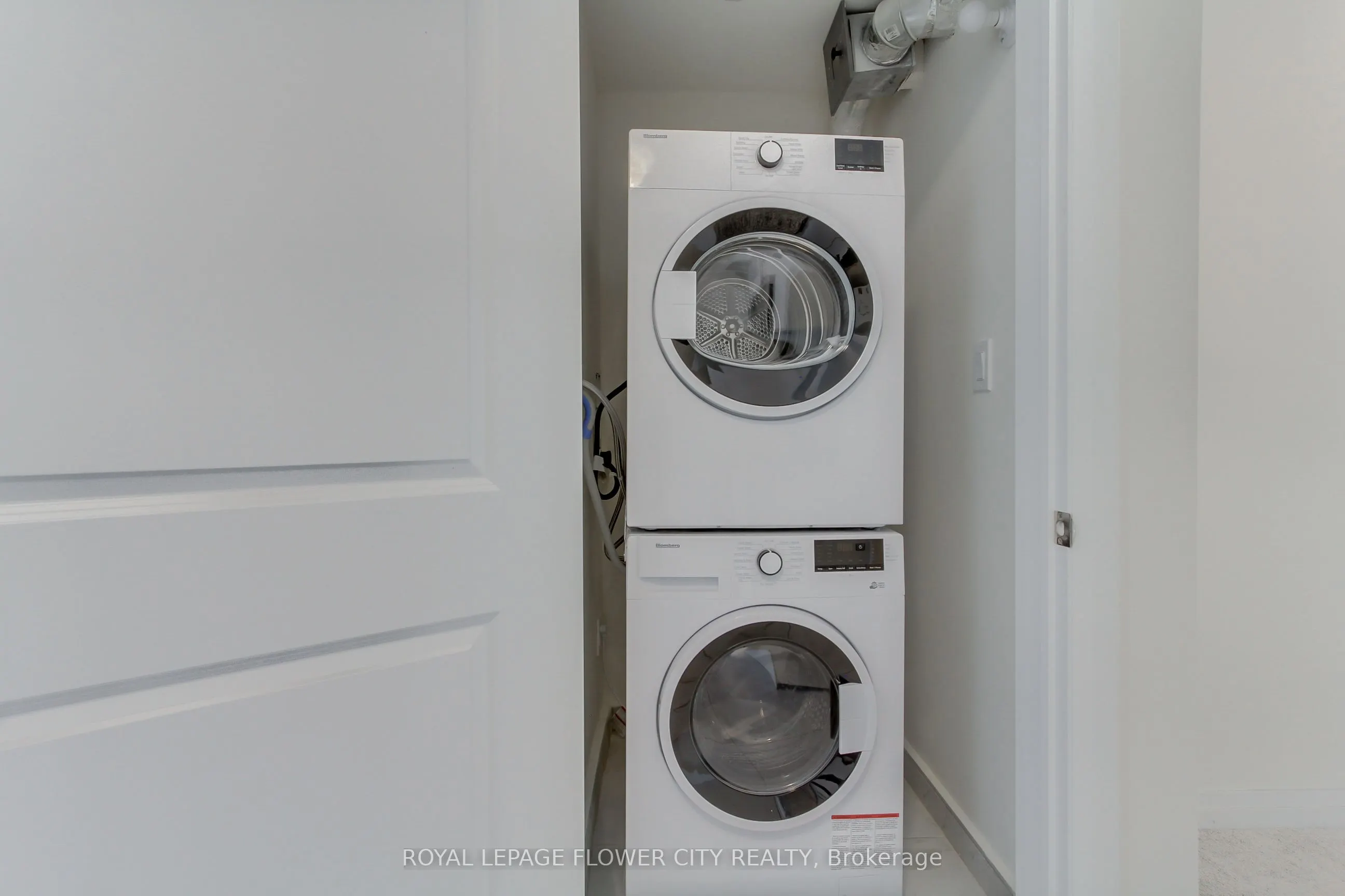 245 Mclevin Avenue, #14