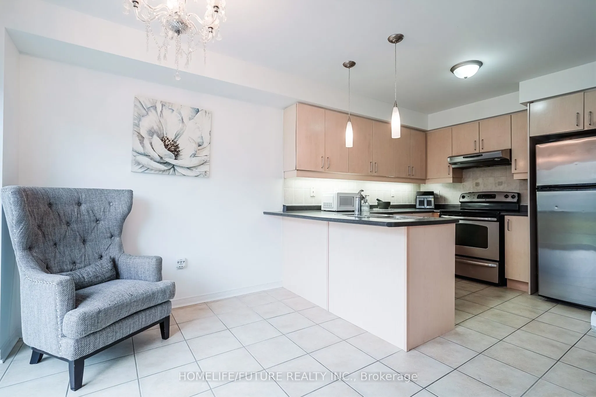 18 Mansbridge Crescent