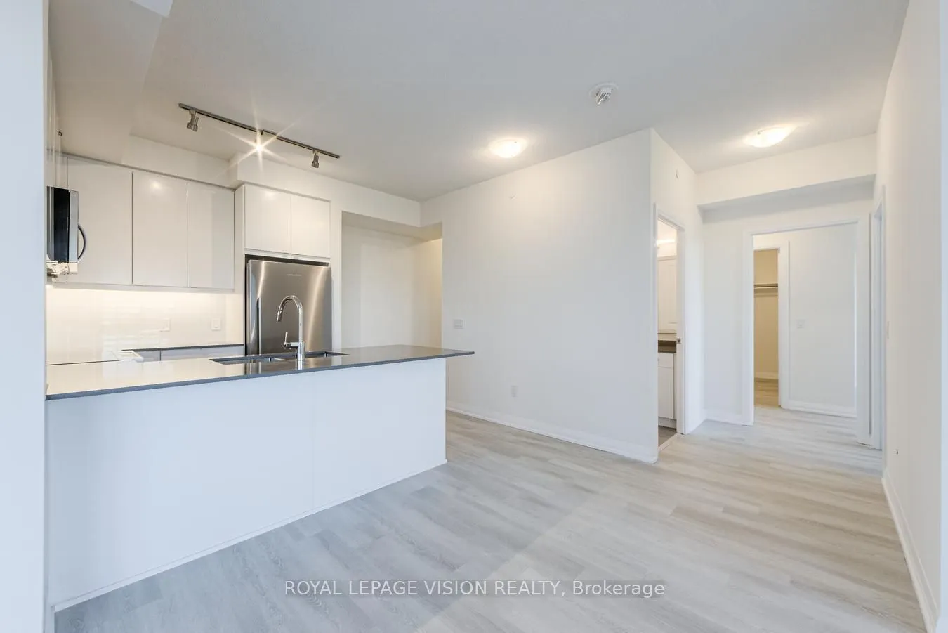 3270 Sheppard Avenue E, #322
