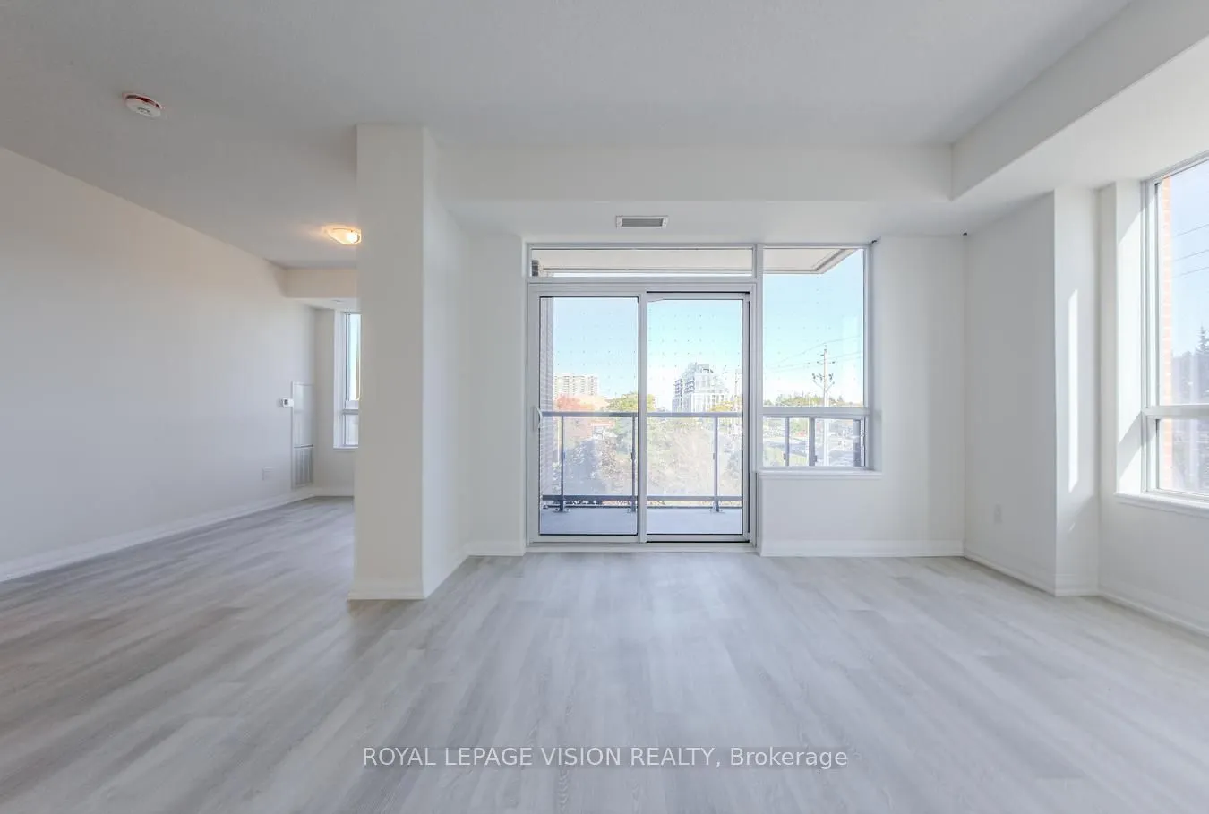 3270 Sheppard Avenue E, #322