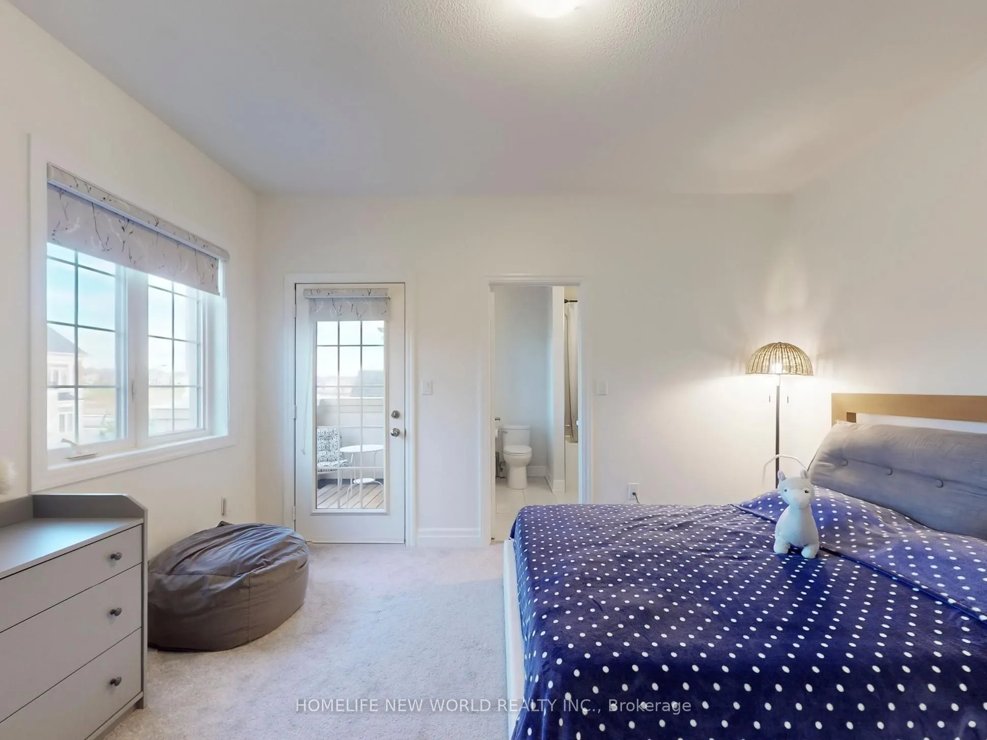 40 St Ives Crescent