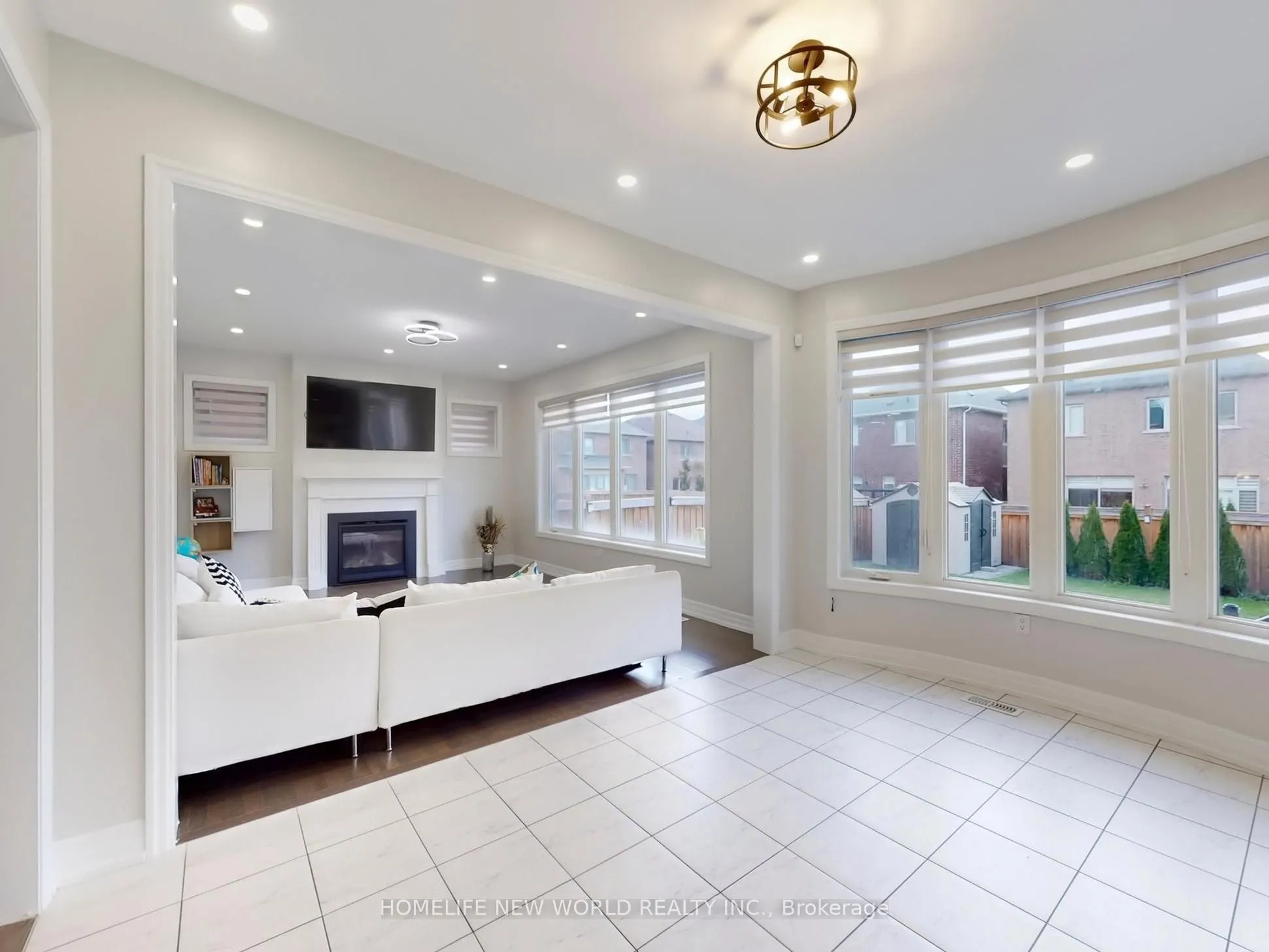 40 St Ives Crescent