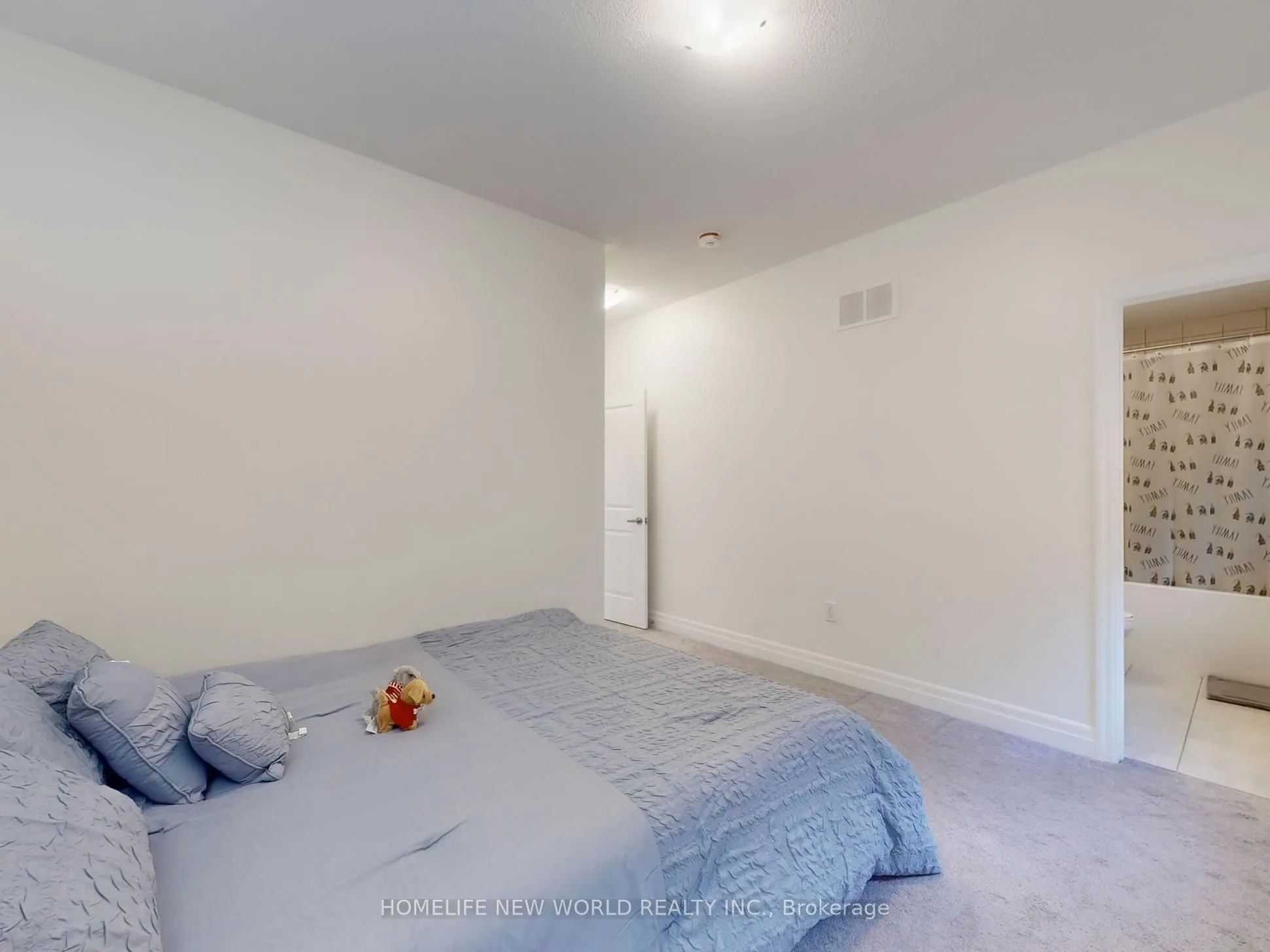 40 St Ives Crescent