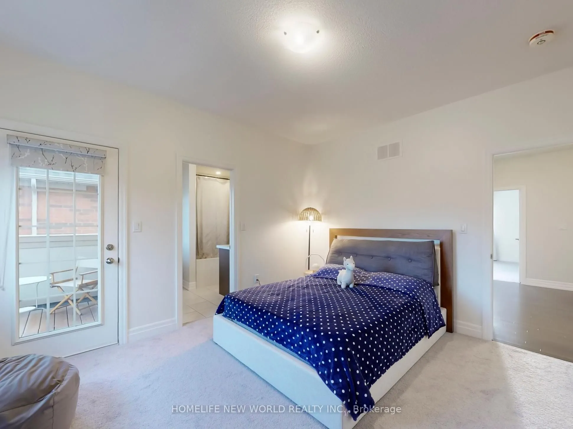 40 St Ives Crescent