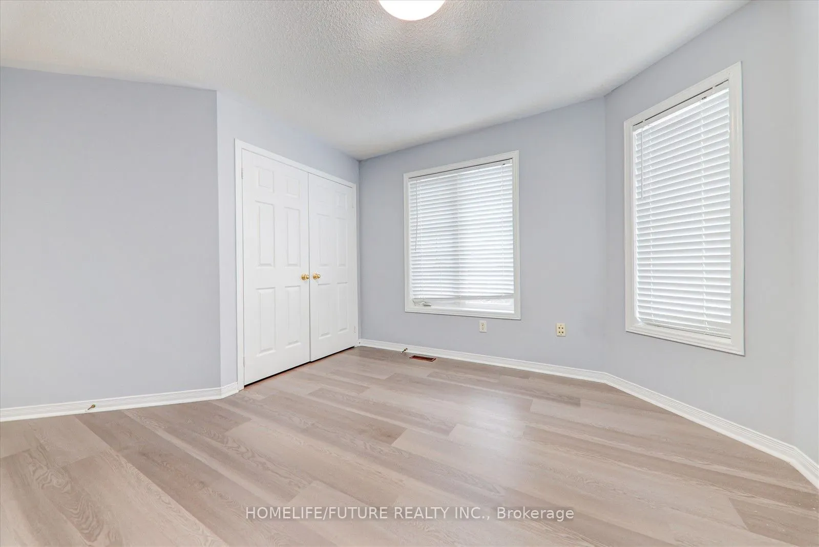 221 Hupfield Trail, #Main & 2nd