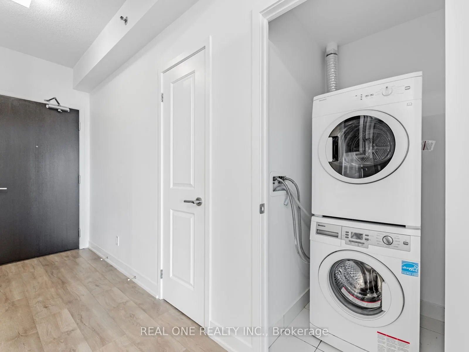 195 Bonis Avenue, #2206
