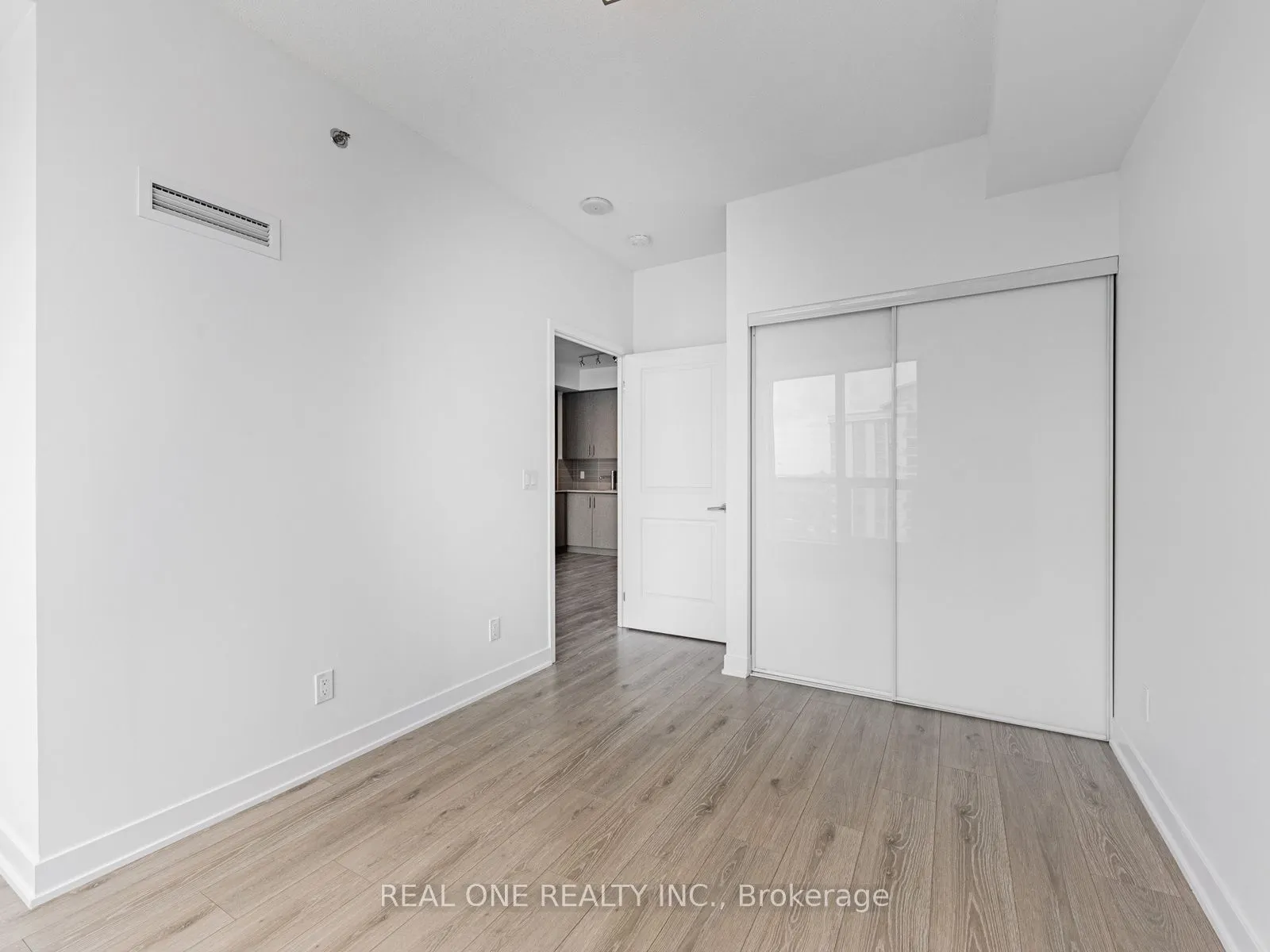 195 Bonis Avenue, #2206