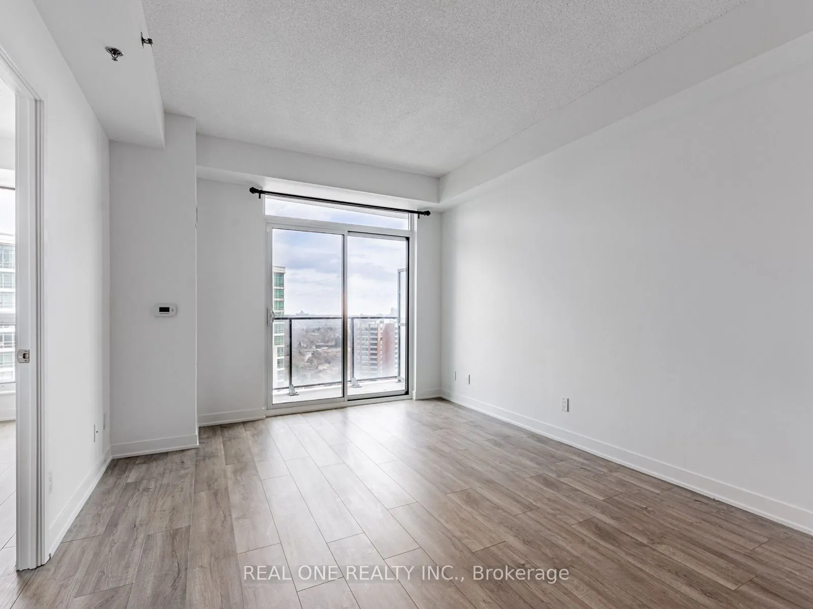 195 Bonis Avenue, #2206