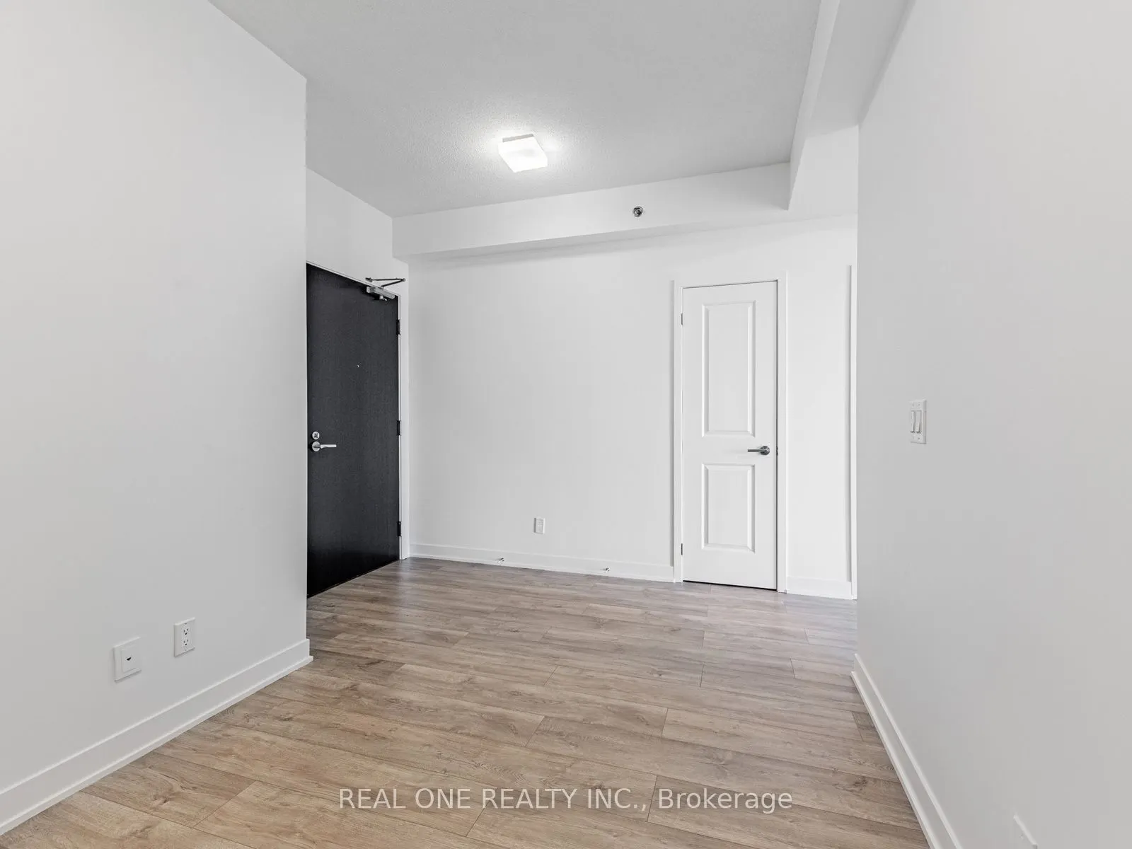 195 Bonis Avenue, #2206