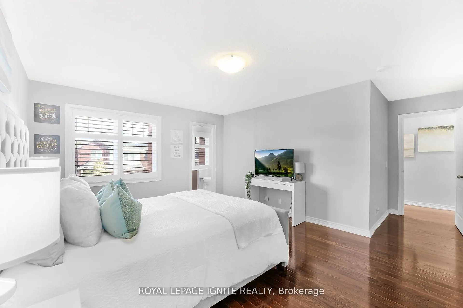 210 Blackwell Crescent