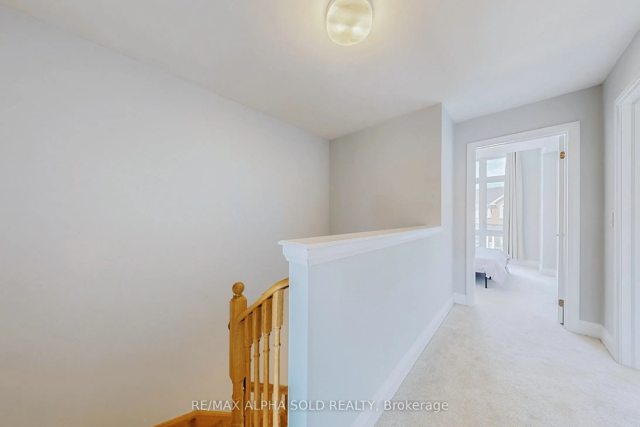 957 Grosbeak Trail